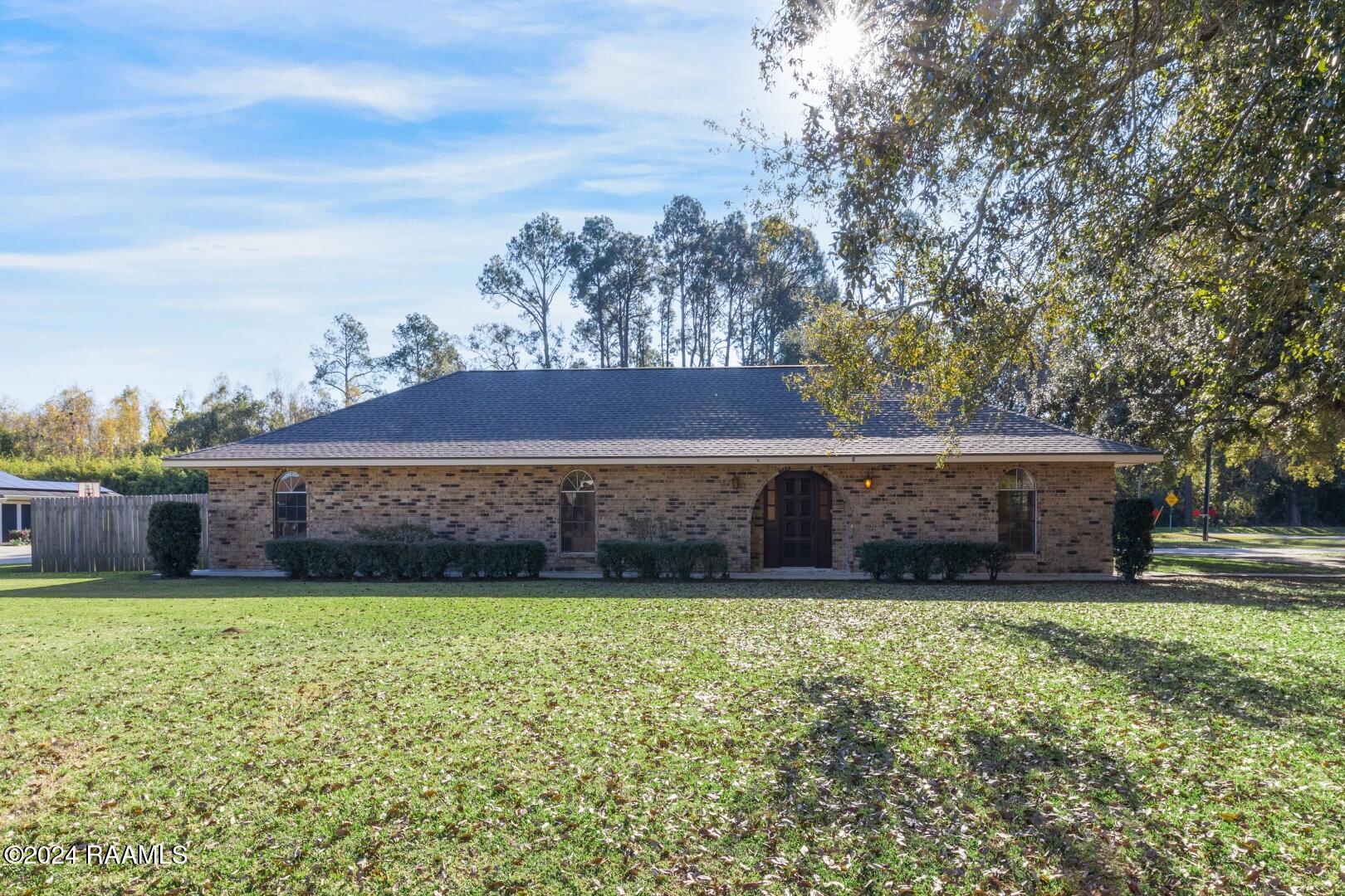 100 E Shamrock Drive