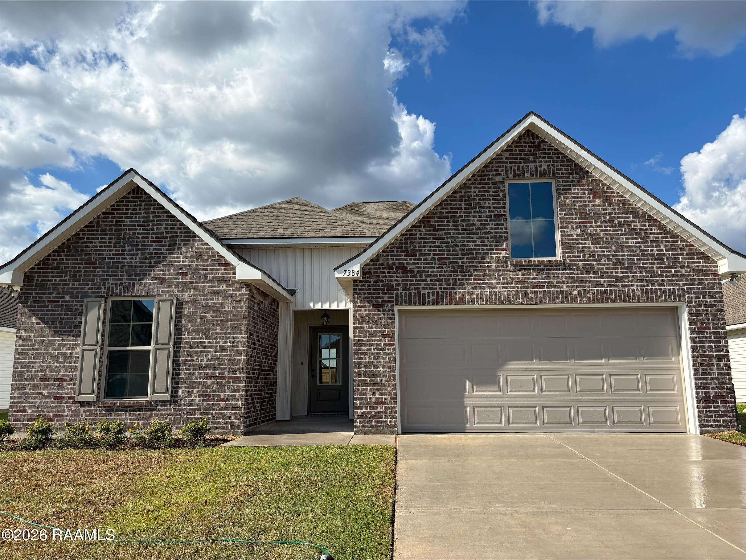 7384 Alley Oak Lane