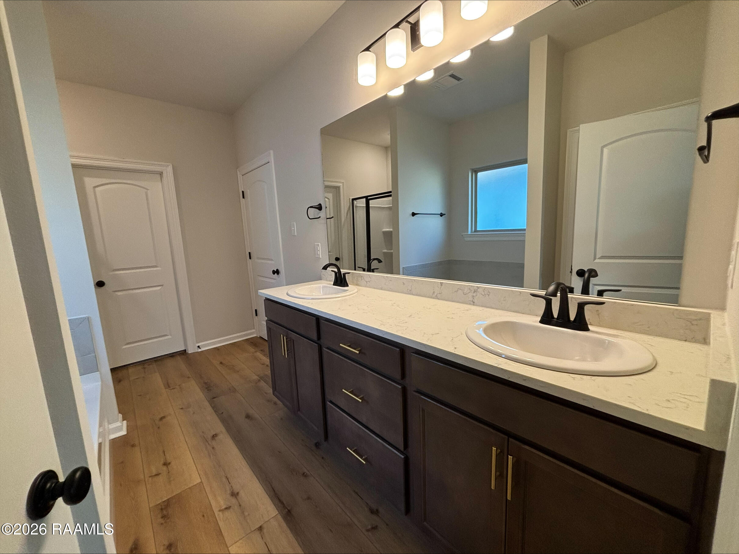 7384 Alley Oak Lane