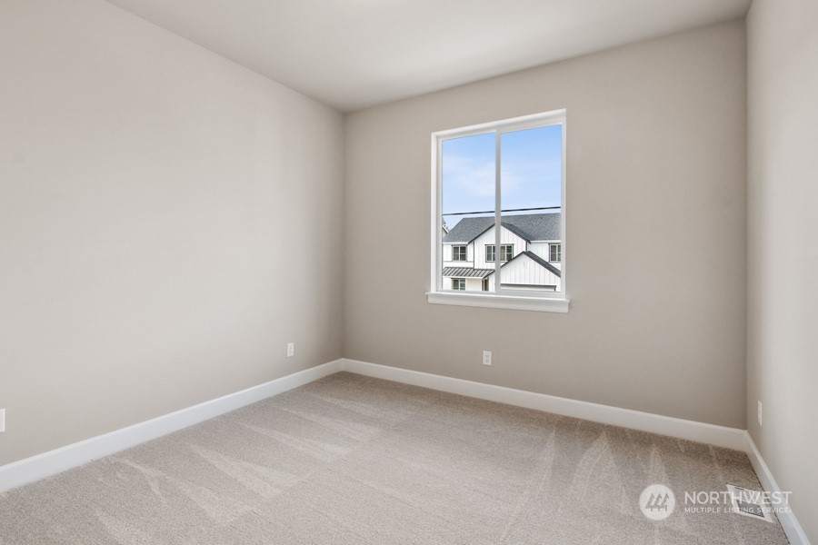 15301 206th Avenue E Unit: 204