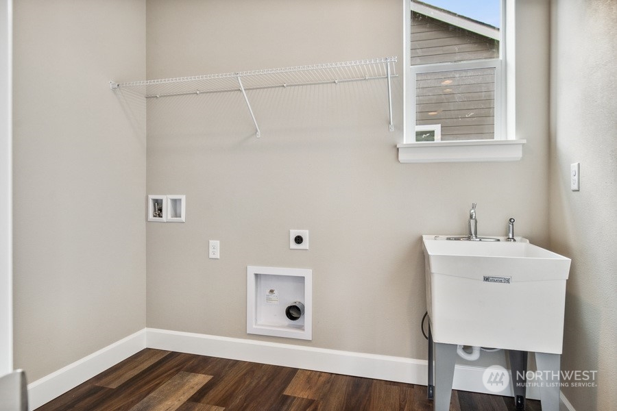 15301 206th Avenue E Unit: 204