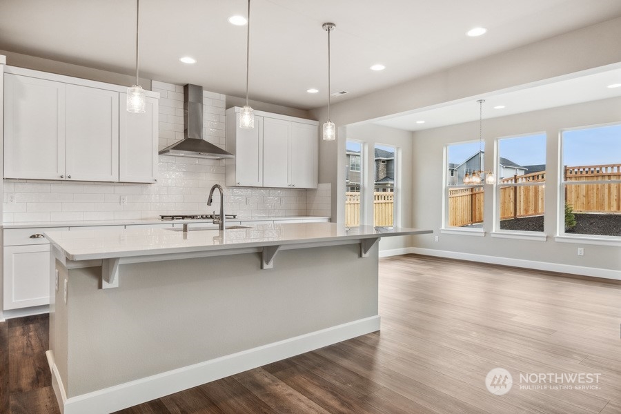 15301 206th Avenue E Unit: 204