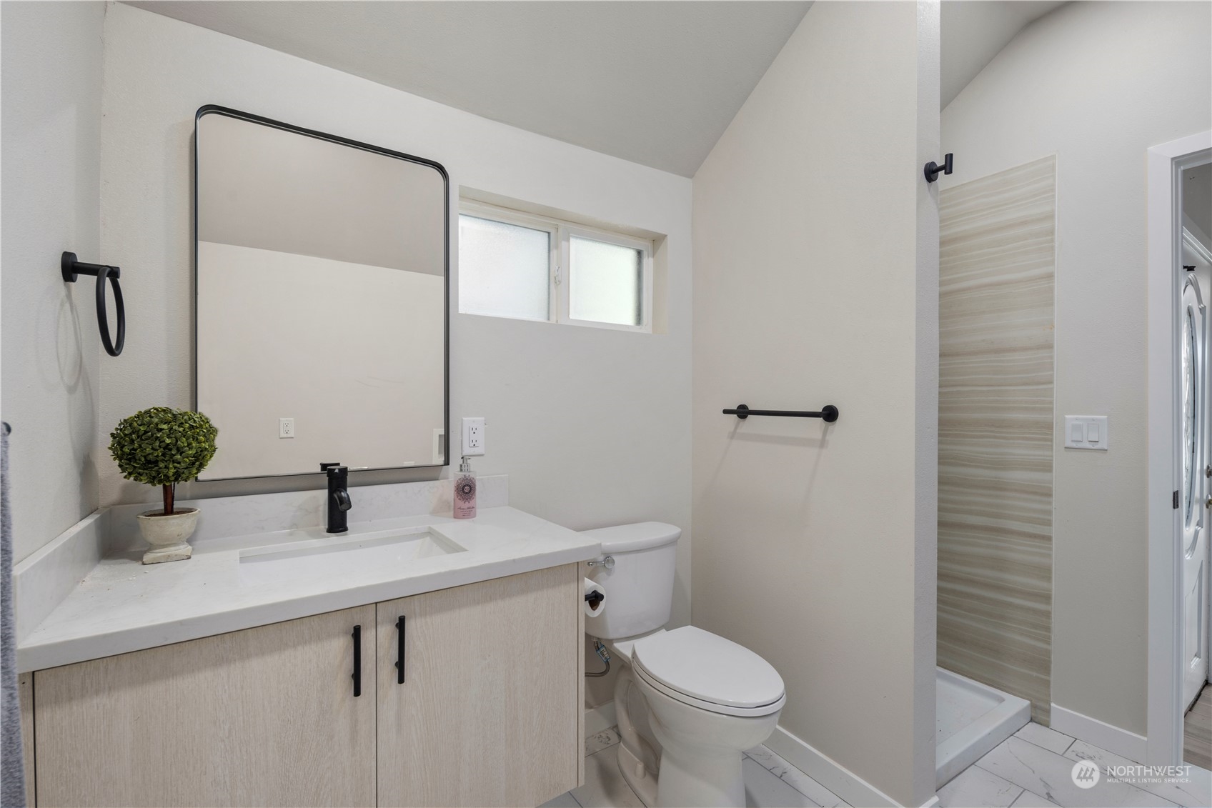 9722 SE 62nd
