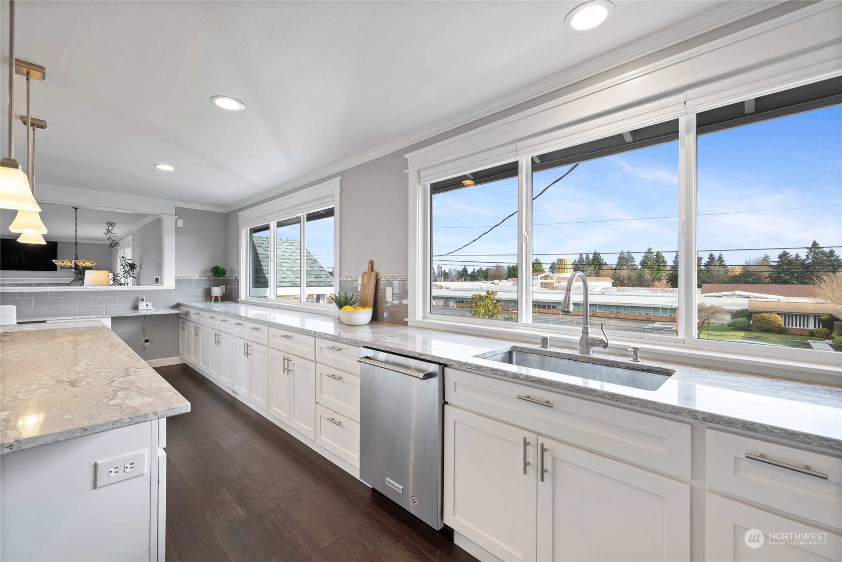 1246 S Meyers