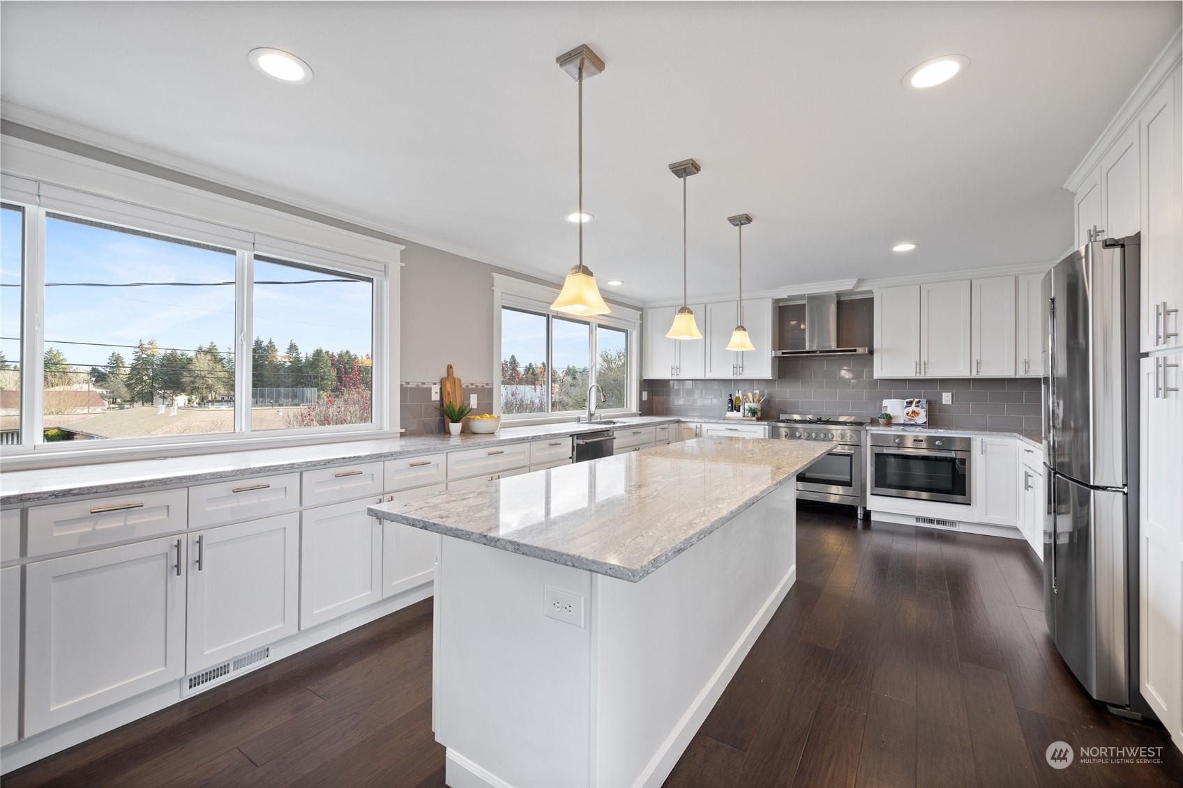1246 S Meyers