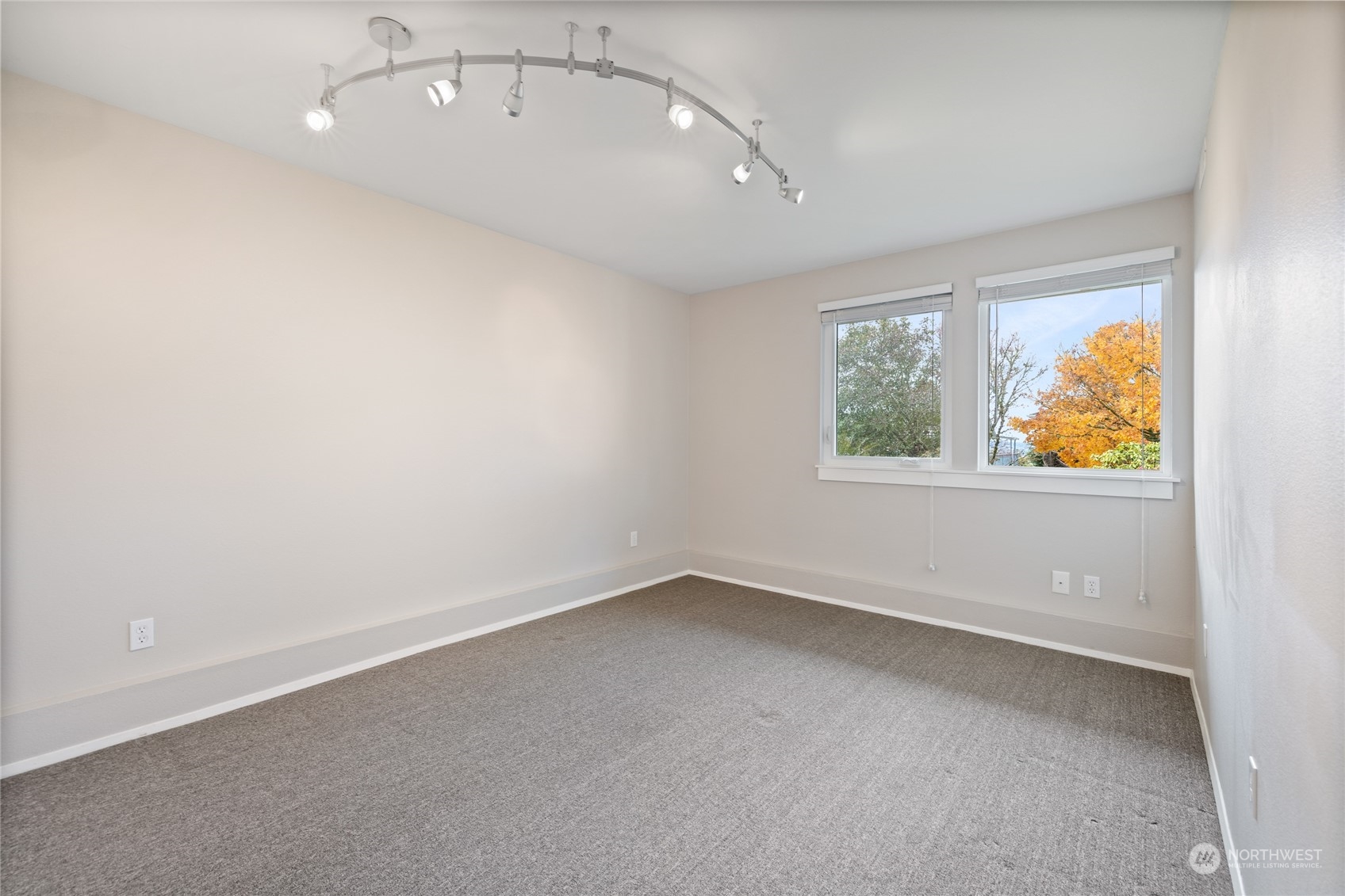 1246 S Meyers