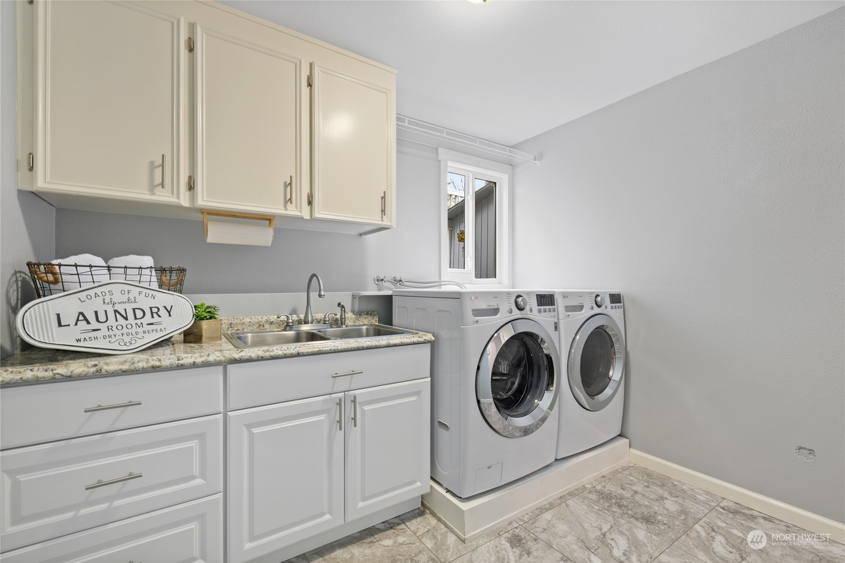 1246 S Meyers