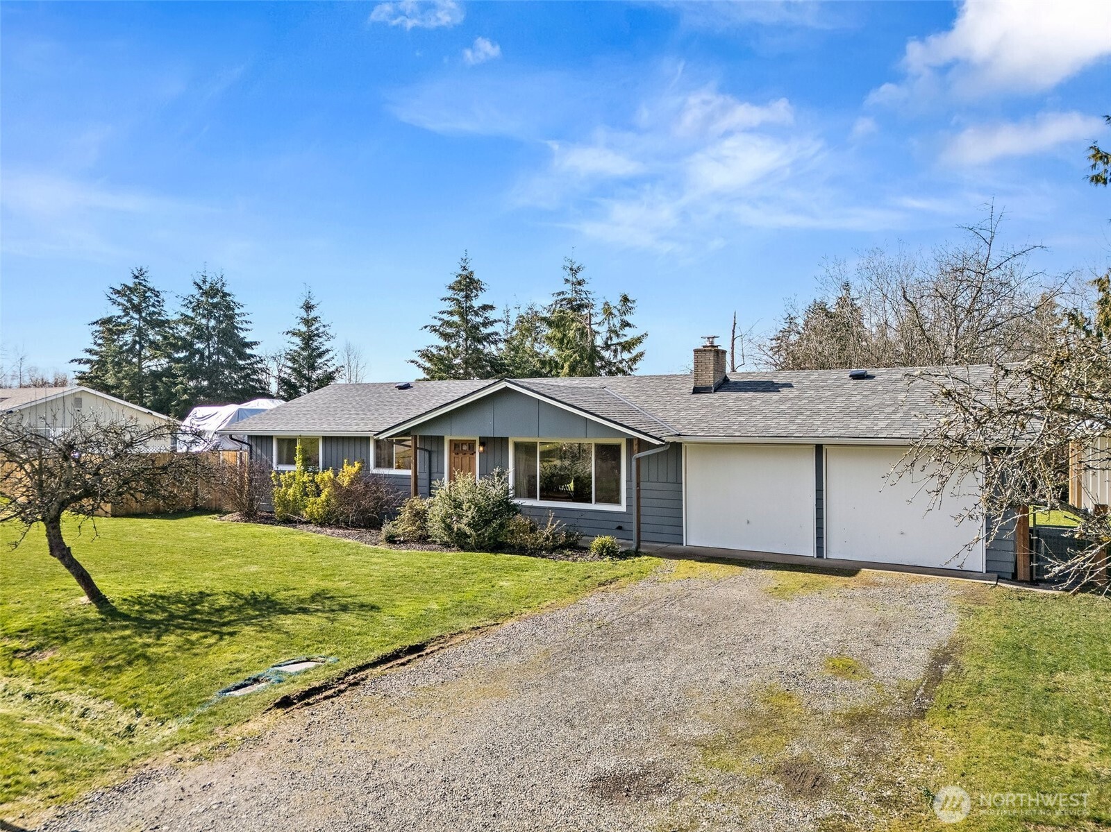8814 33rd Avenue Ct E
