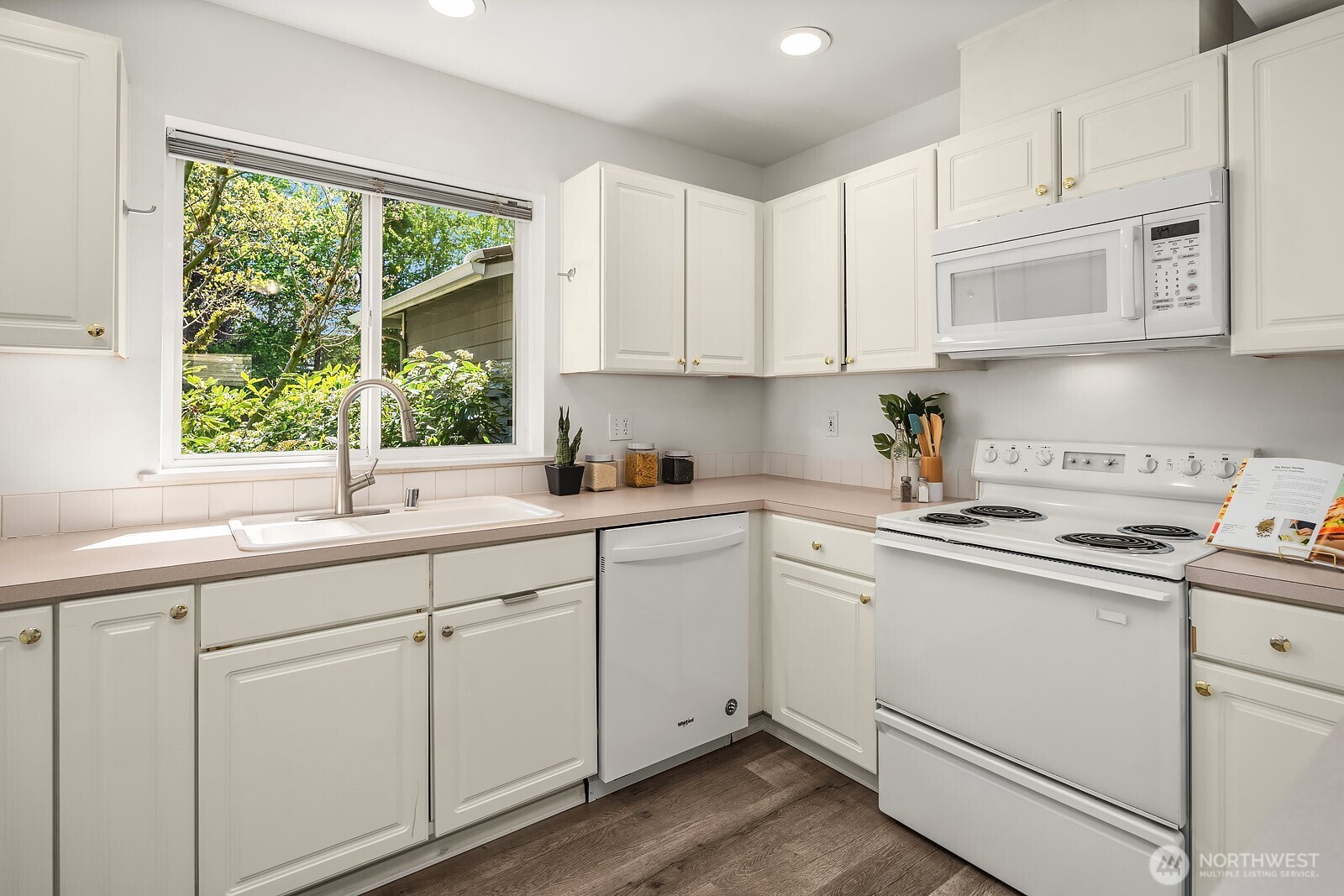 8028 NE 178th Lane Unit: 9