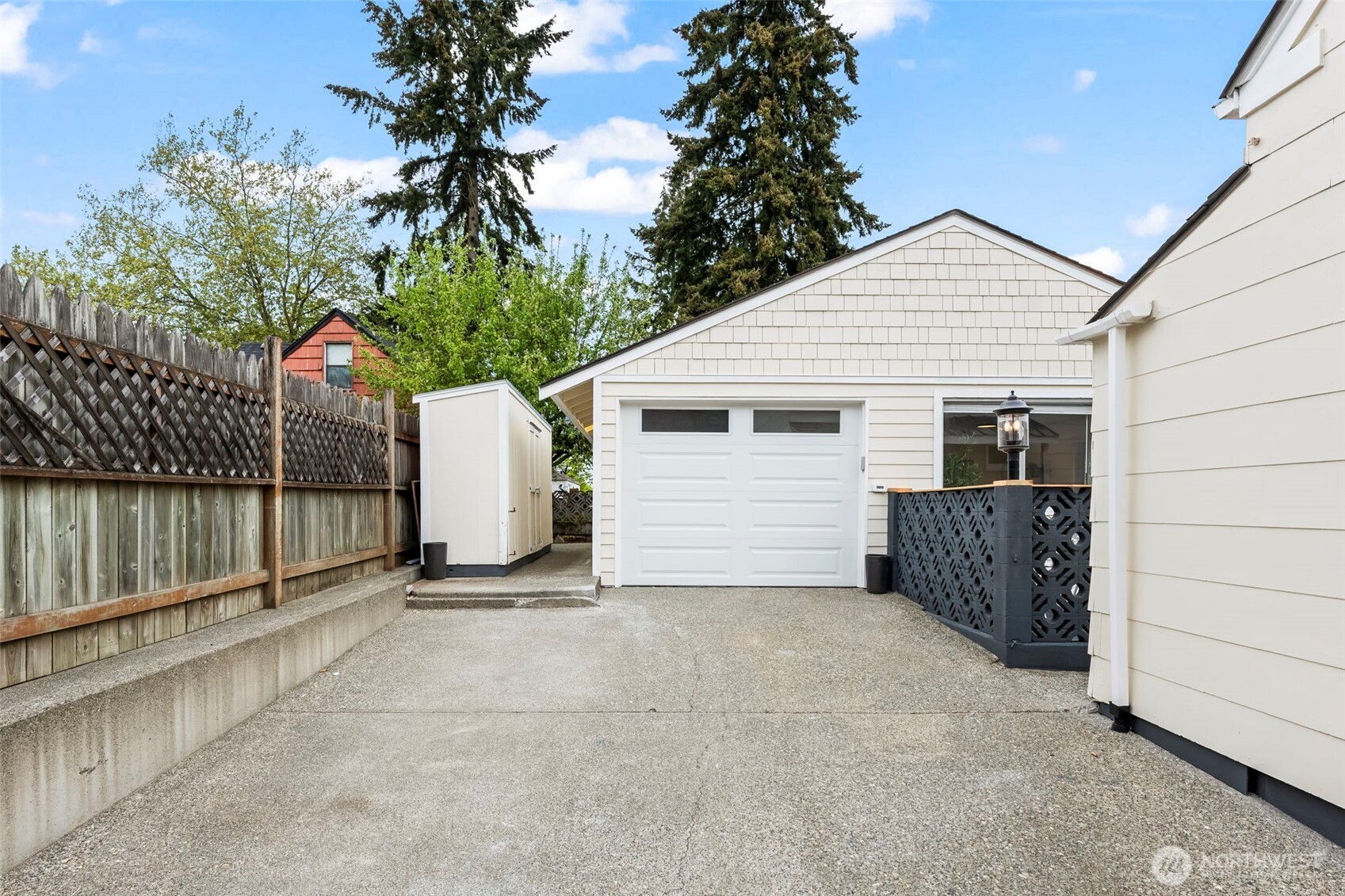 4215 N 27th Street