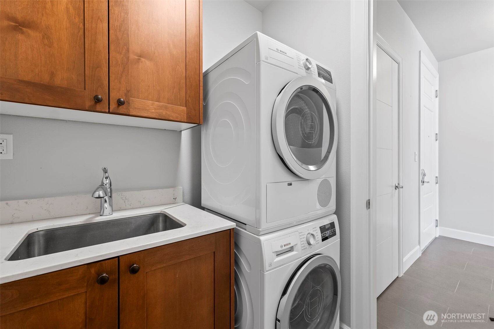 4961 Main Street Unit: 719