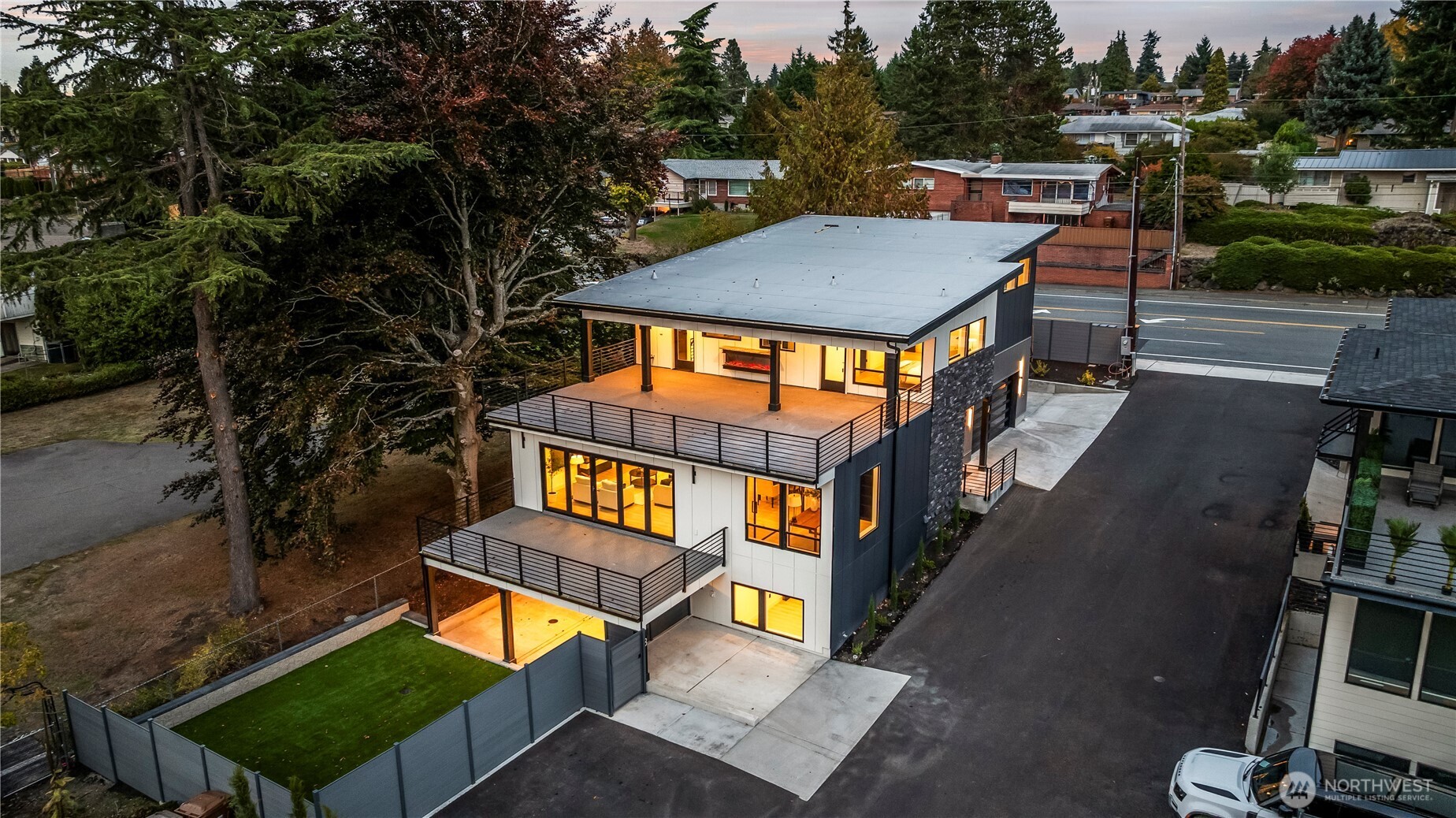 1116 N Jackson Avenue