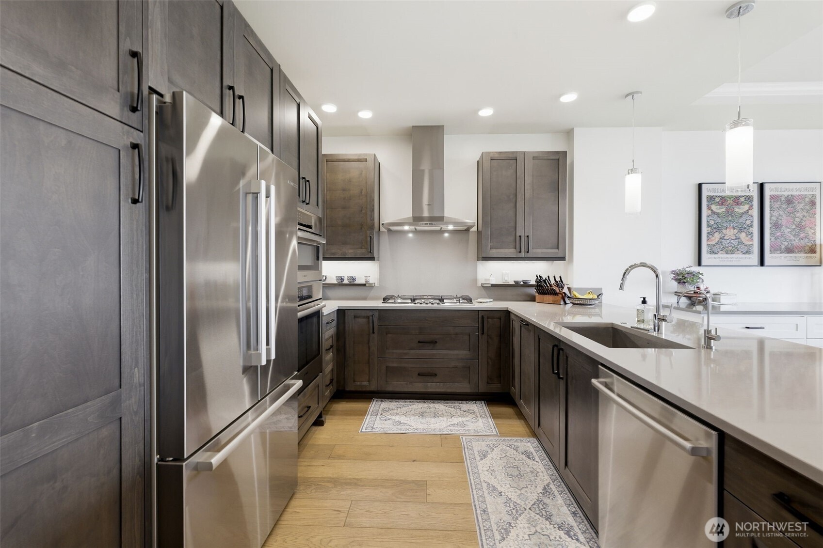4907 Main Street Unit: 102