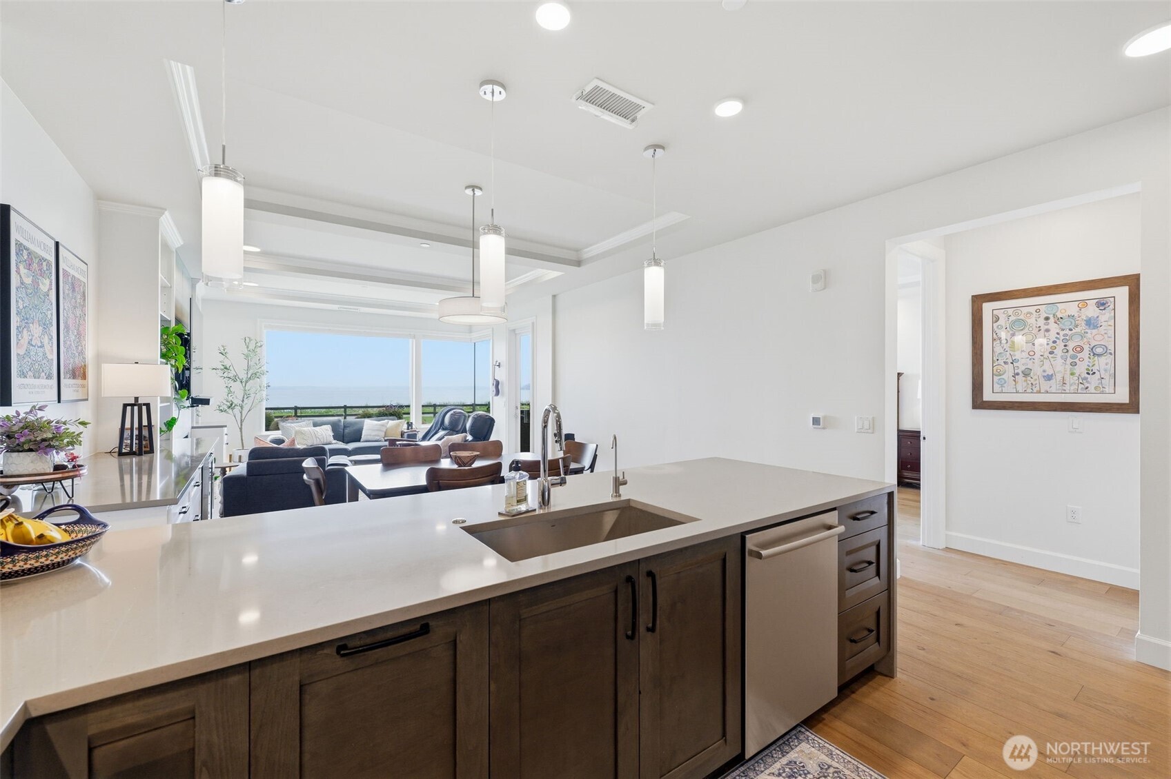 4907 Main Street Unit: 102