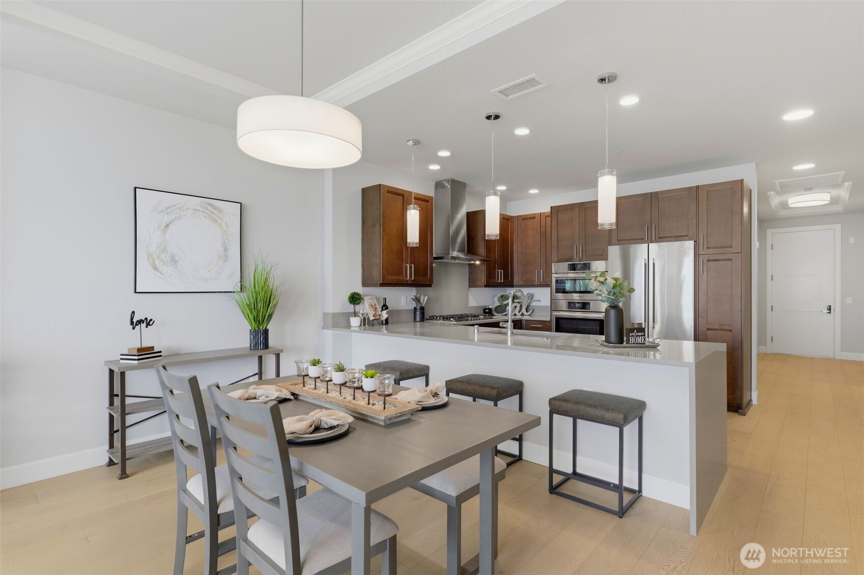 4907 Main Street Unit: 214