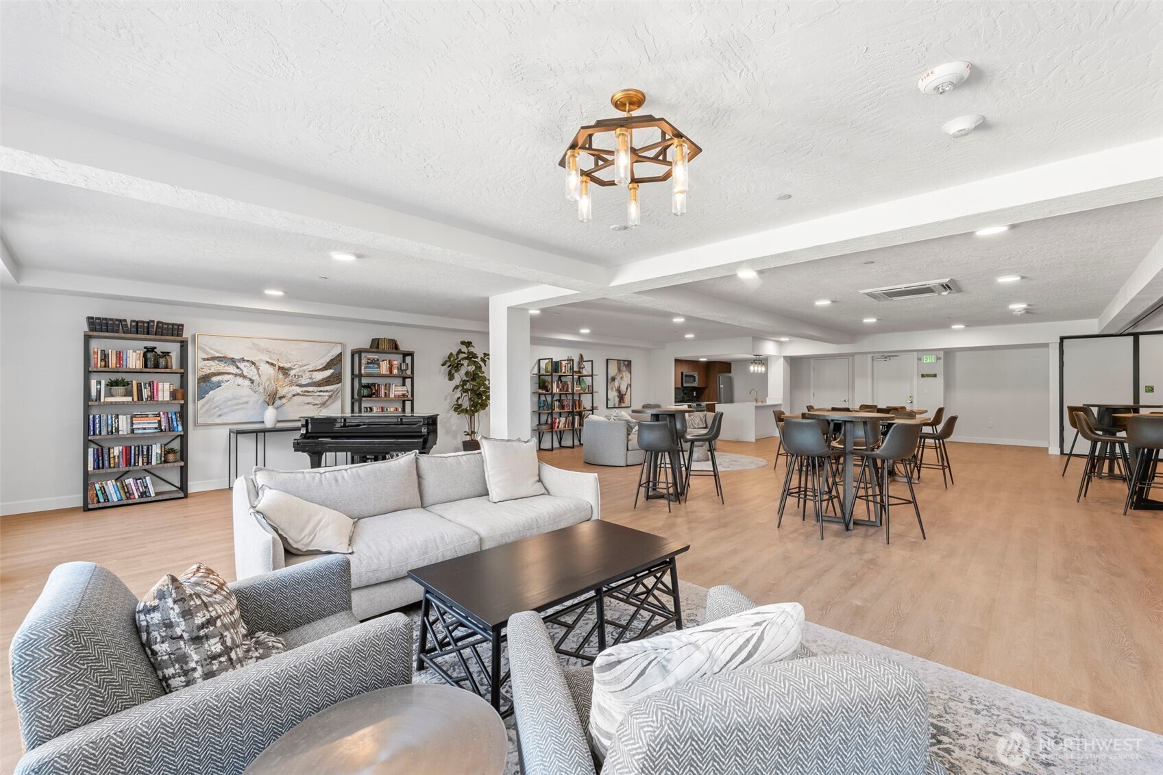 4907 Main Street Unit: 214