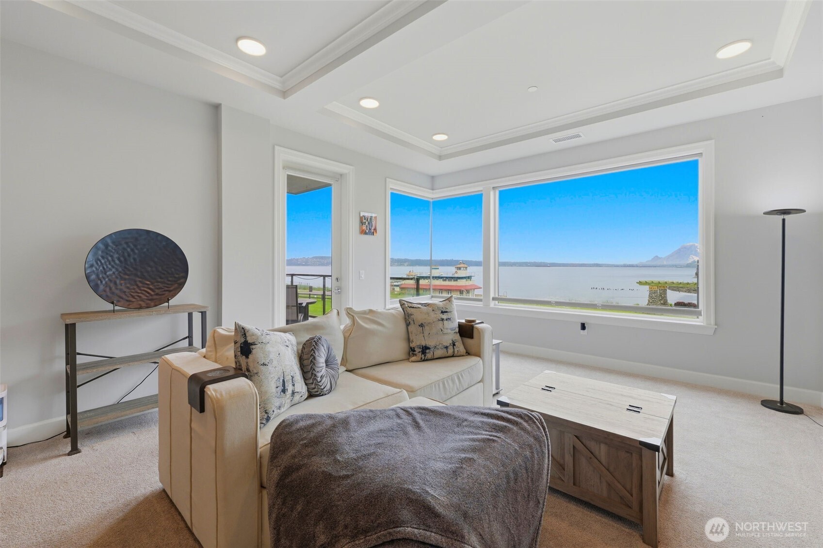4907 Main Street Unit: 214