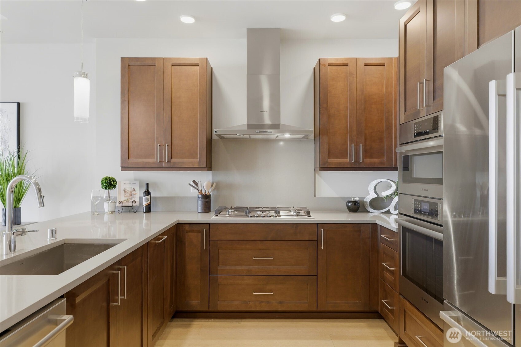 4907 Main Street Unit: 214