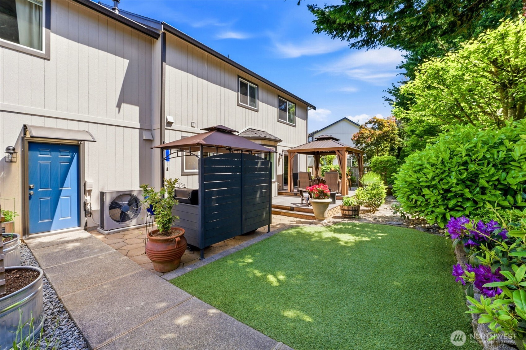 1417 Hamilton Place