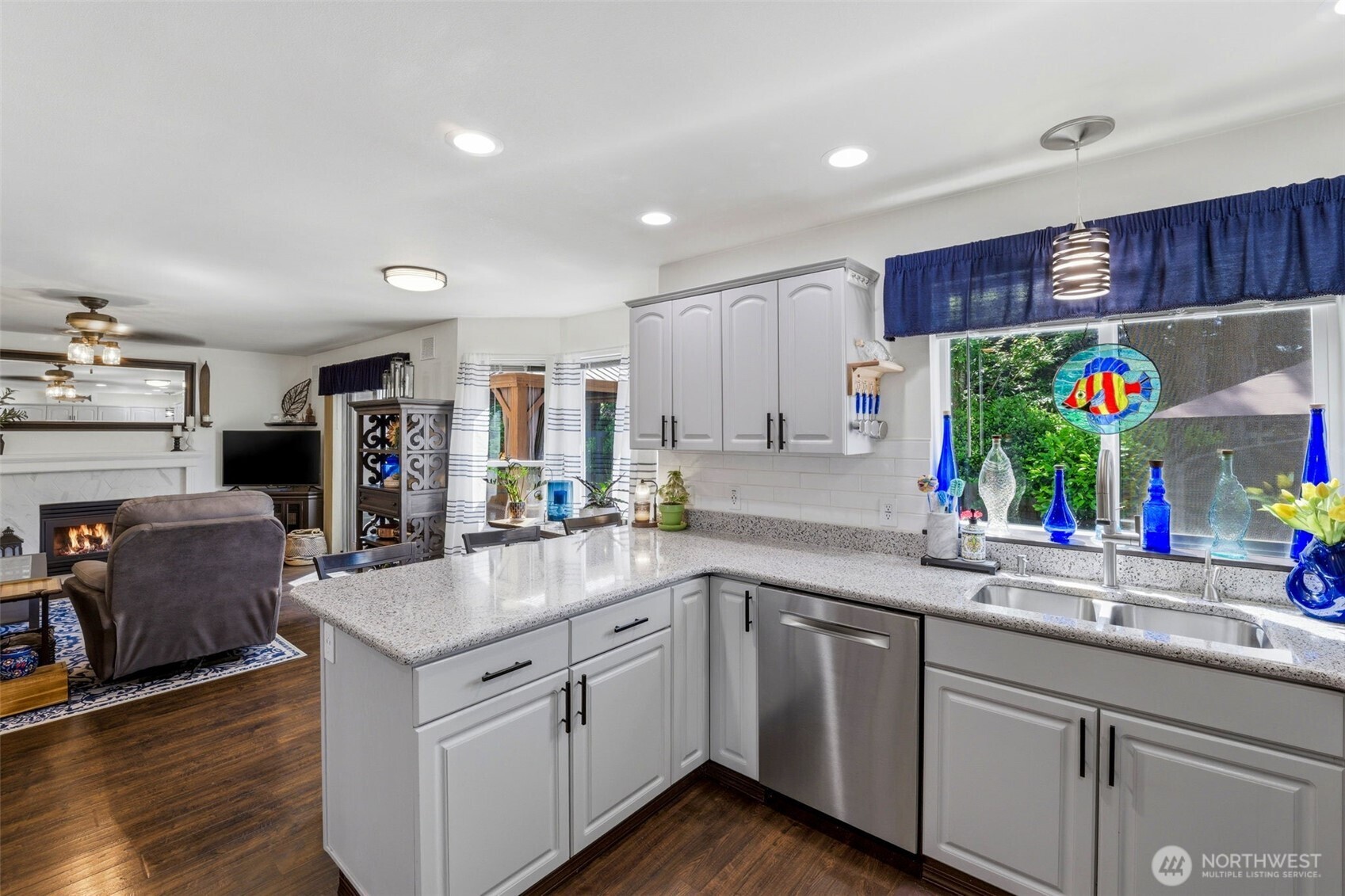 1417 Hamilton Place