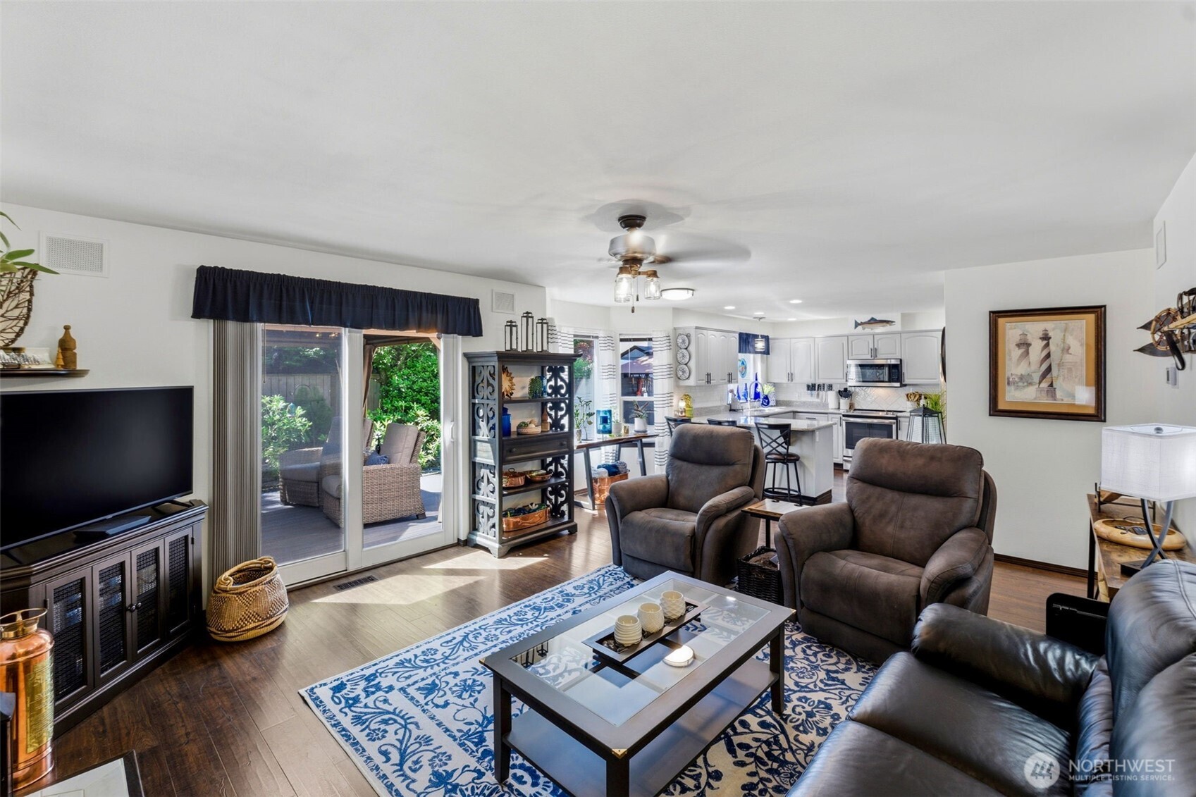 1417 Hamilton Place