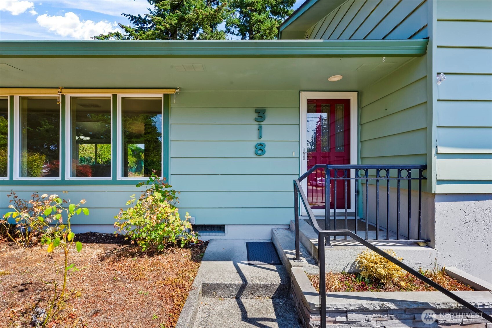 318 Ranger Drive SE