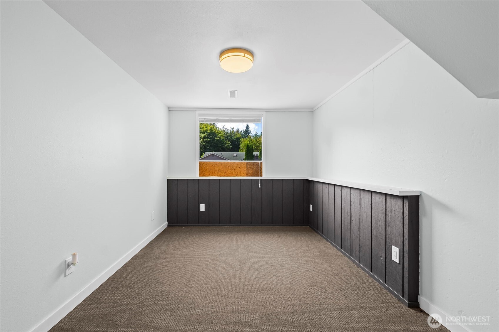 318 Ranger Drive SE