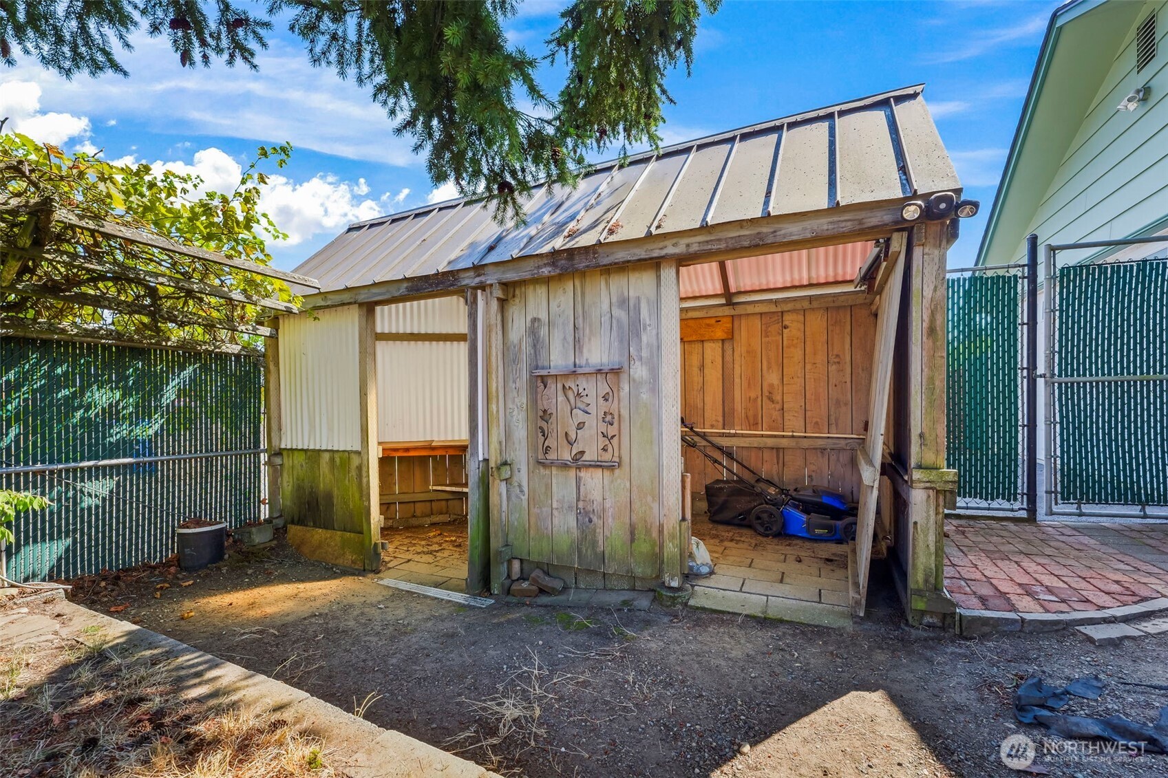 318 Ranger Drive SE