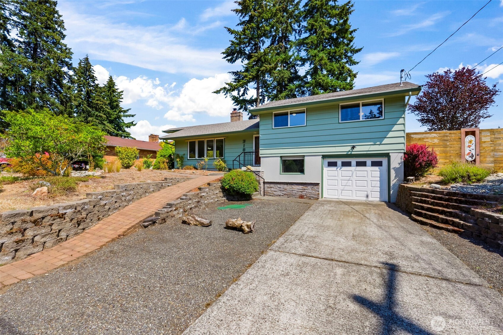 318 Ranger Drive SE