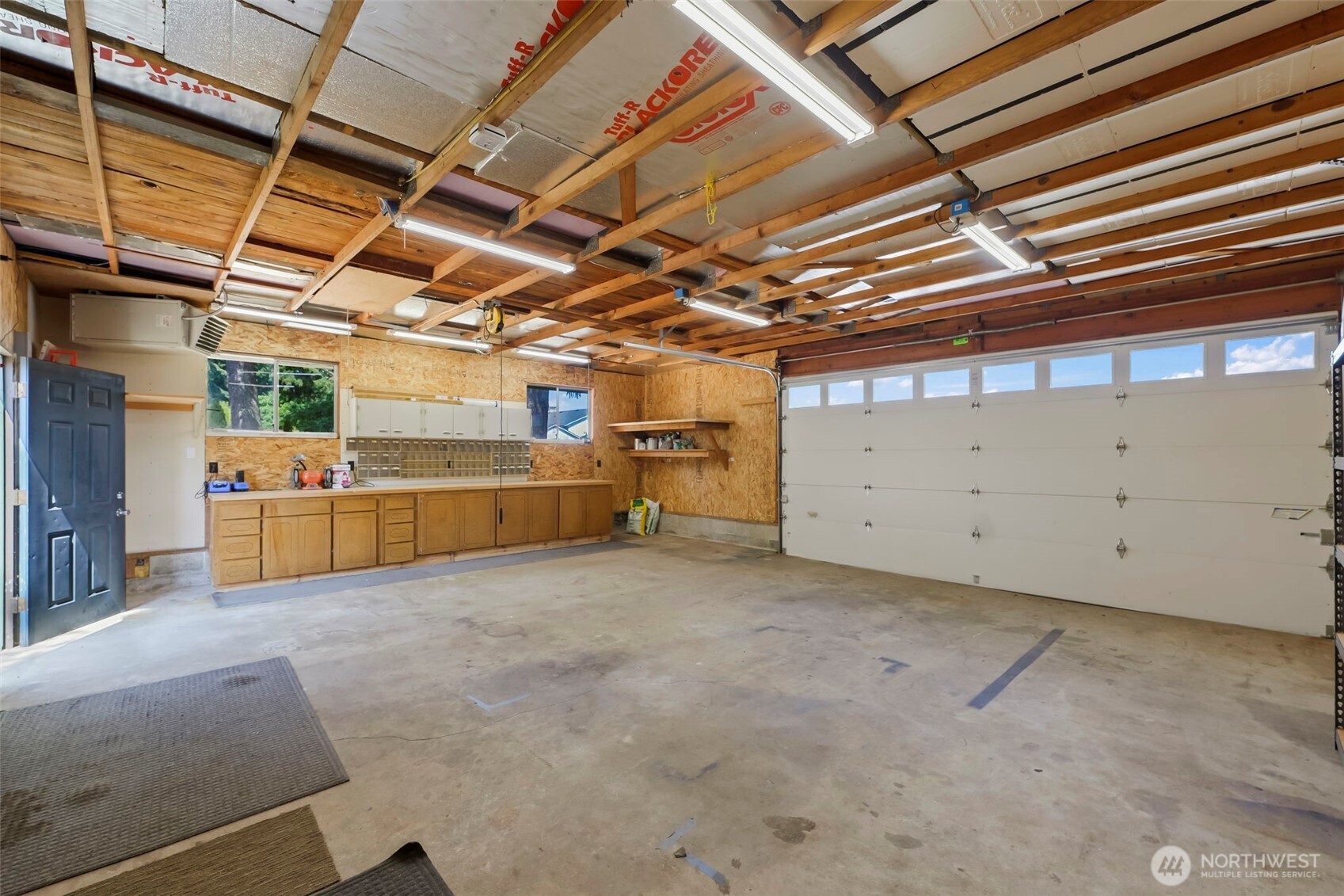 318 Ranger Drive SE