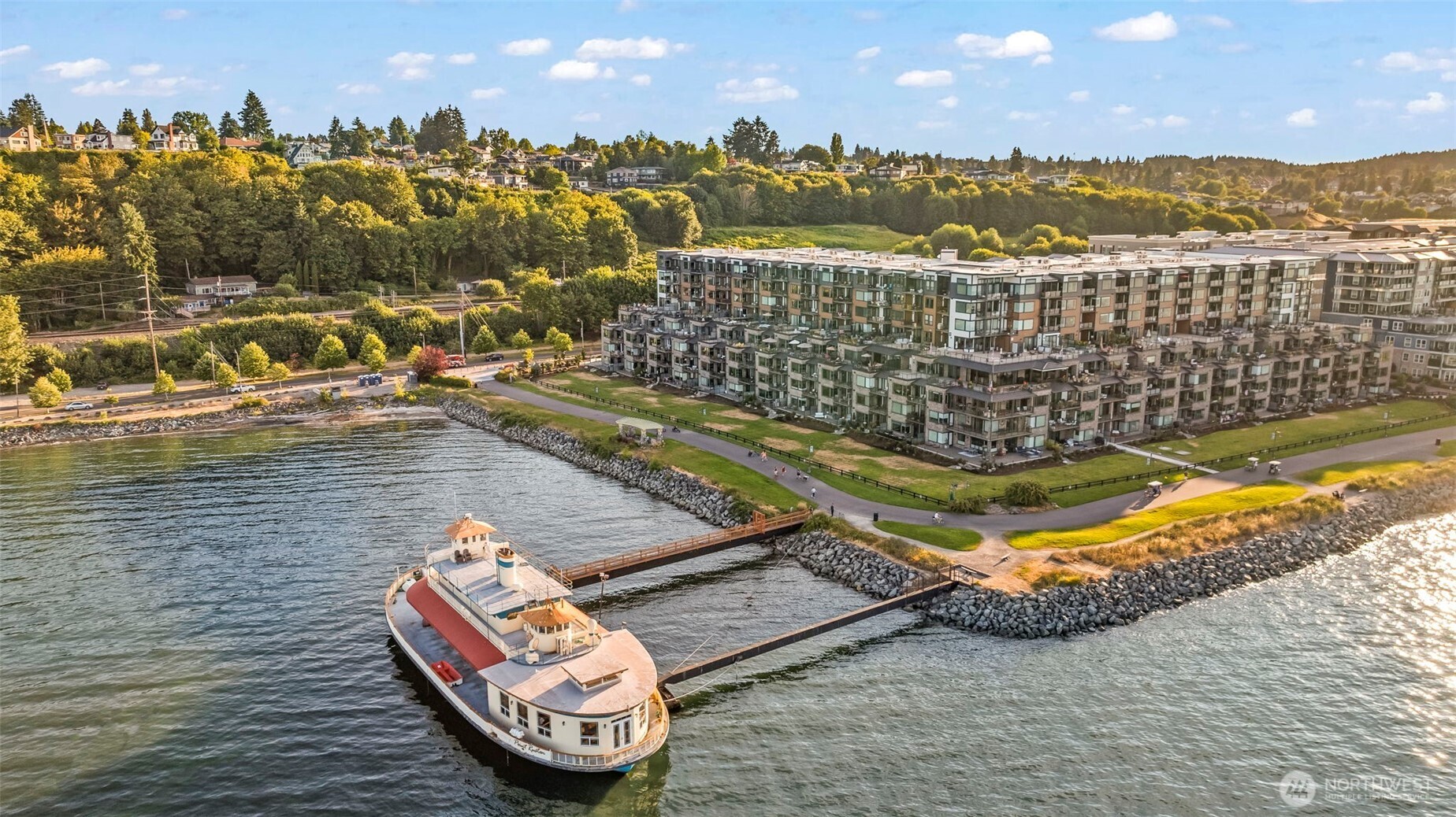 4907 Main Street Unit: 101