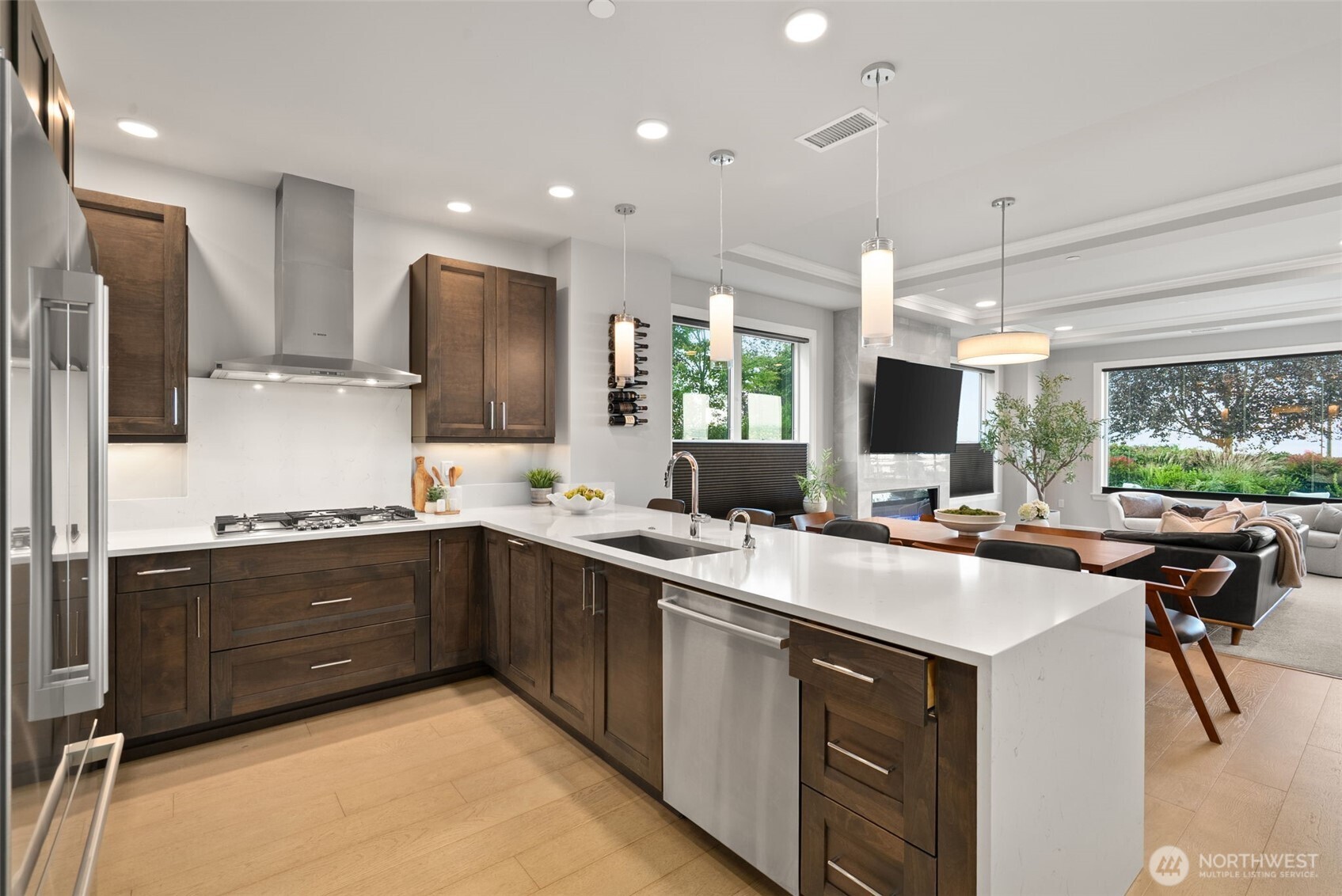 4907 Main Street Unit: 101