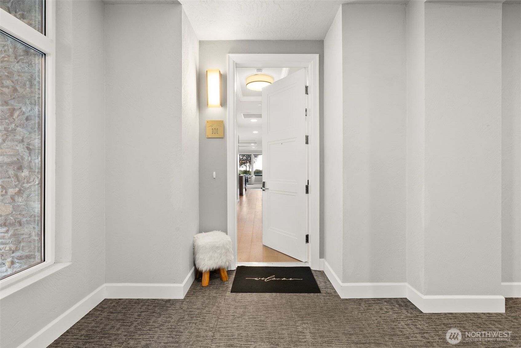 4907 Main Street Unit: 101
