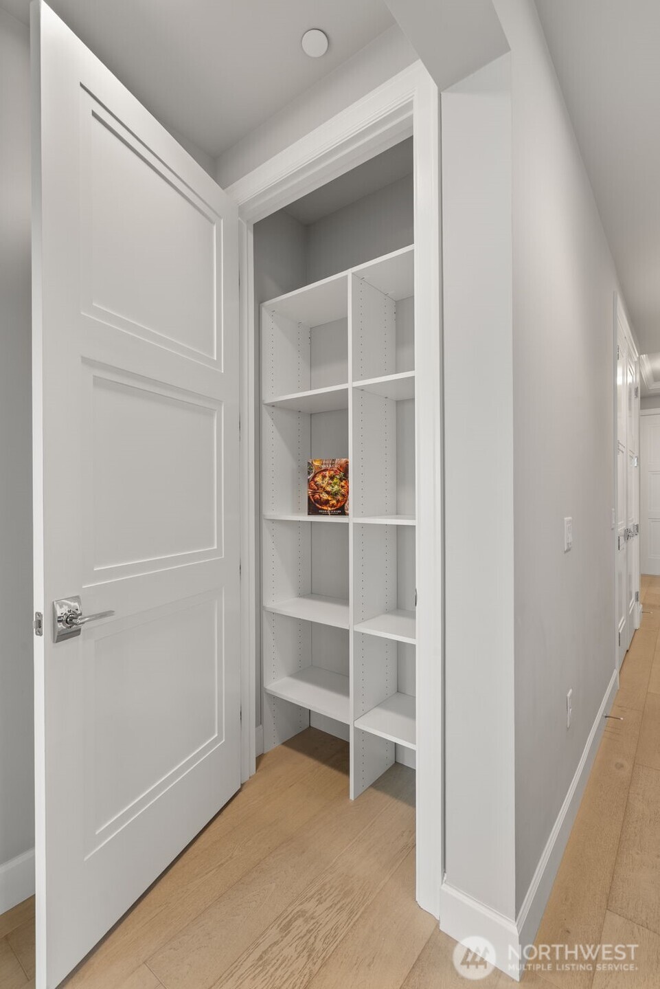 4907 Main Street Unit: 101