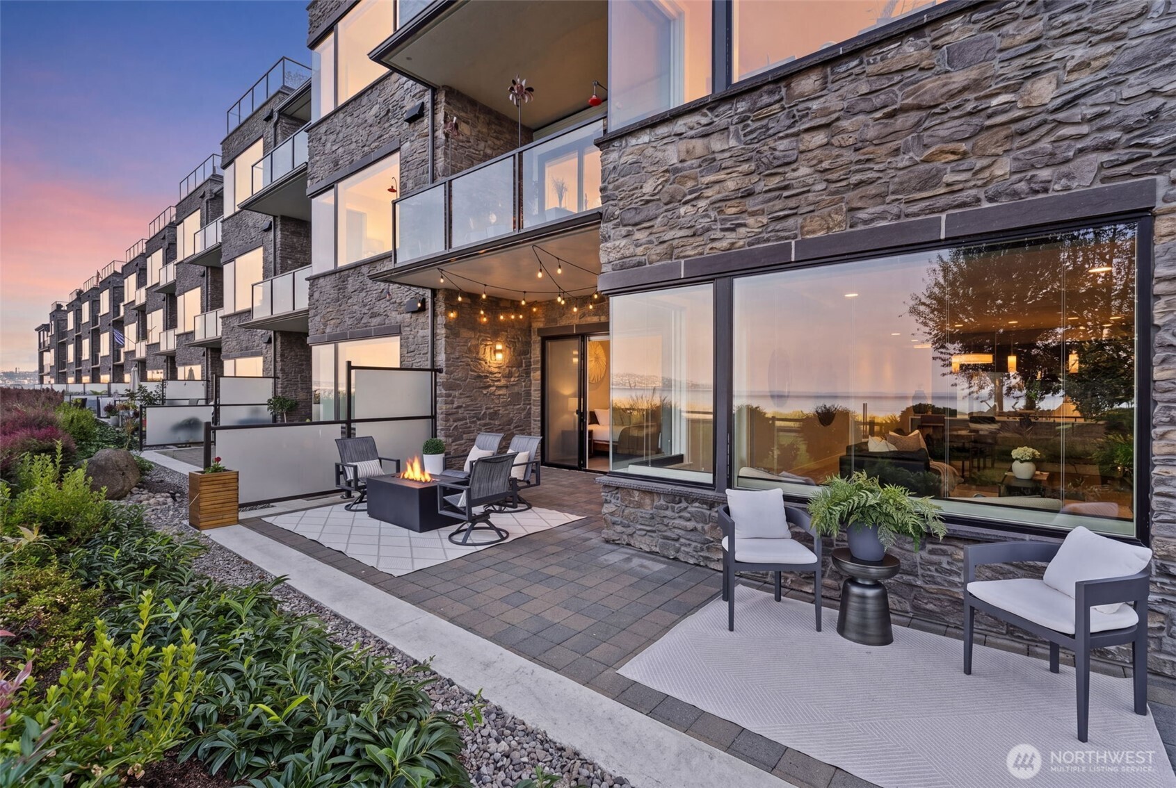 4907 Main Street Unit: 101