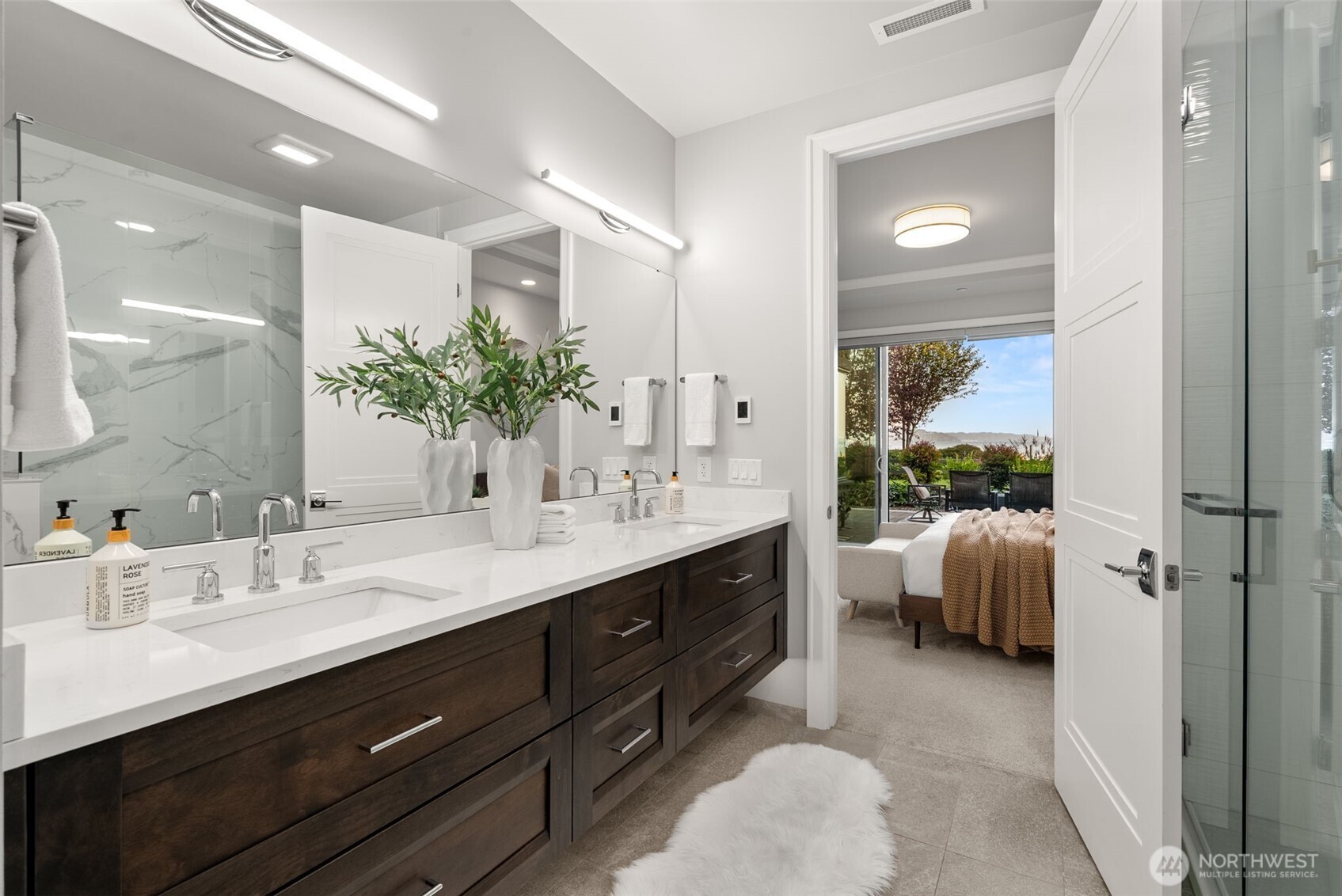 4907 Main Street Unit: 101