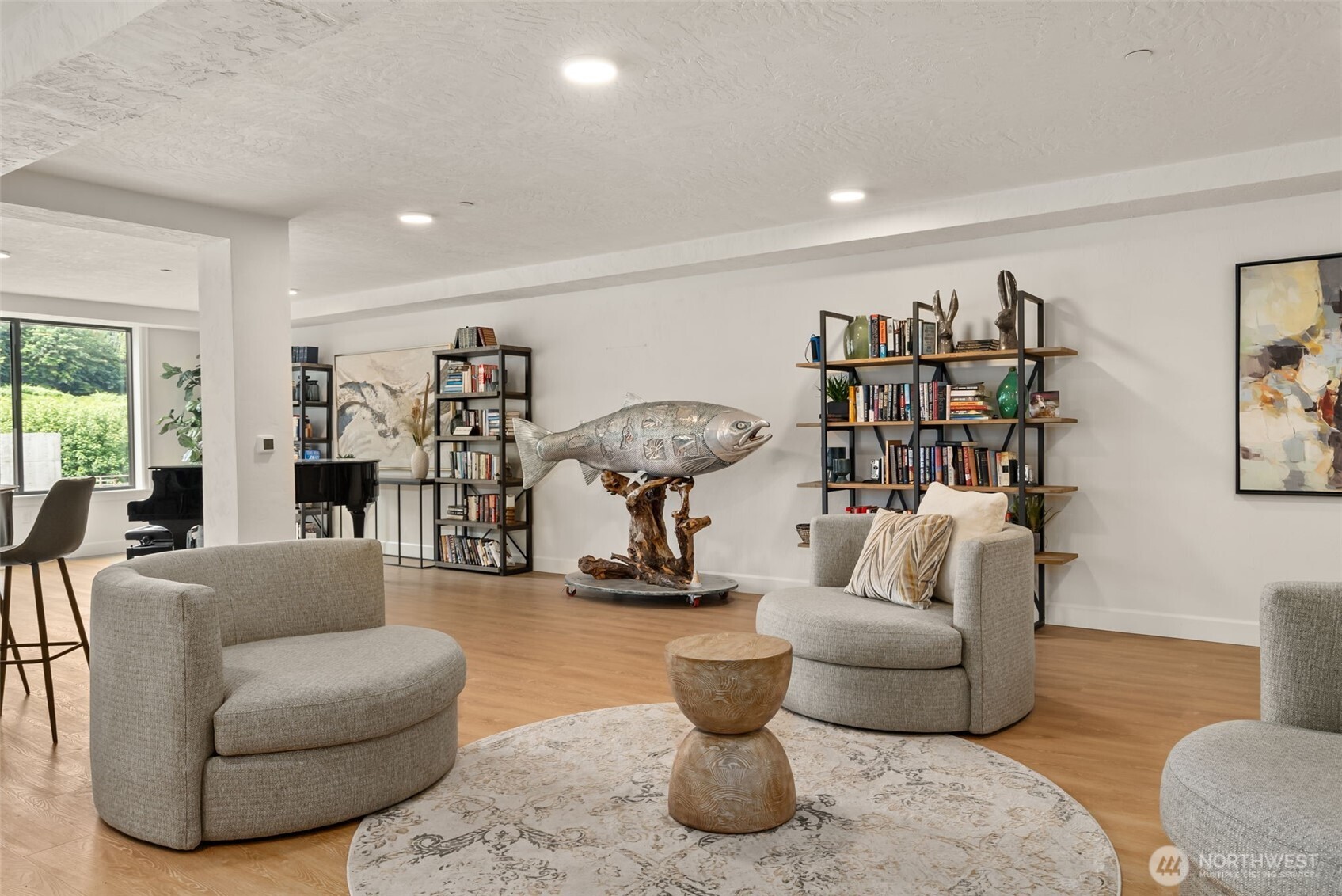 4907 Main Street Unit: 101