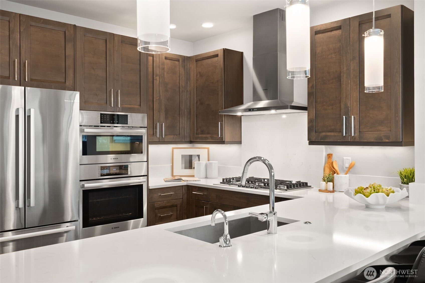 4907 Main Street Unit: 101