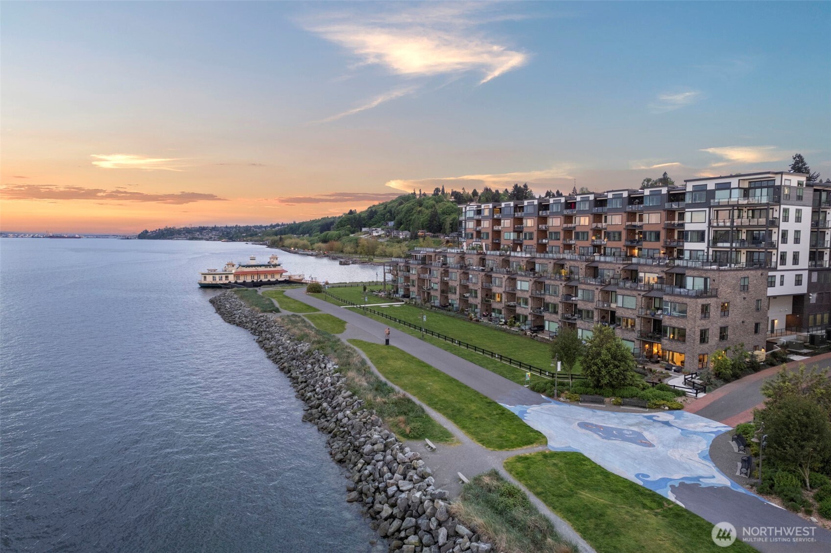 4907 Main Street Unit: 101