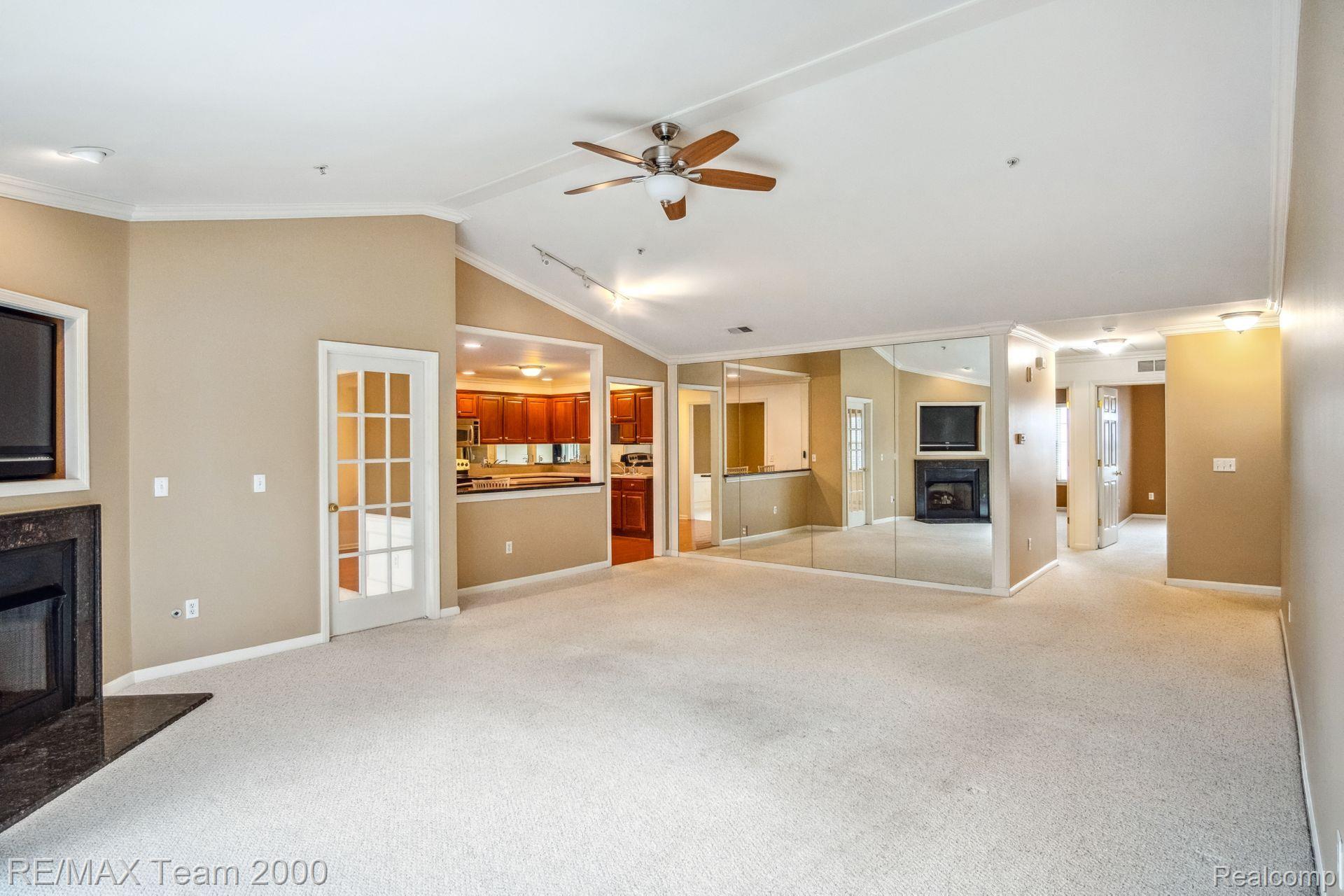 39686 ROCKCREST Lane