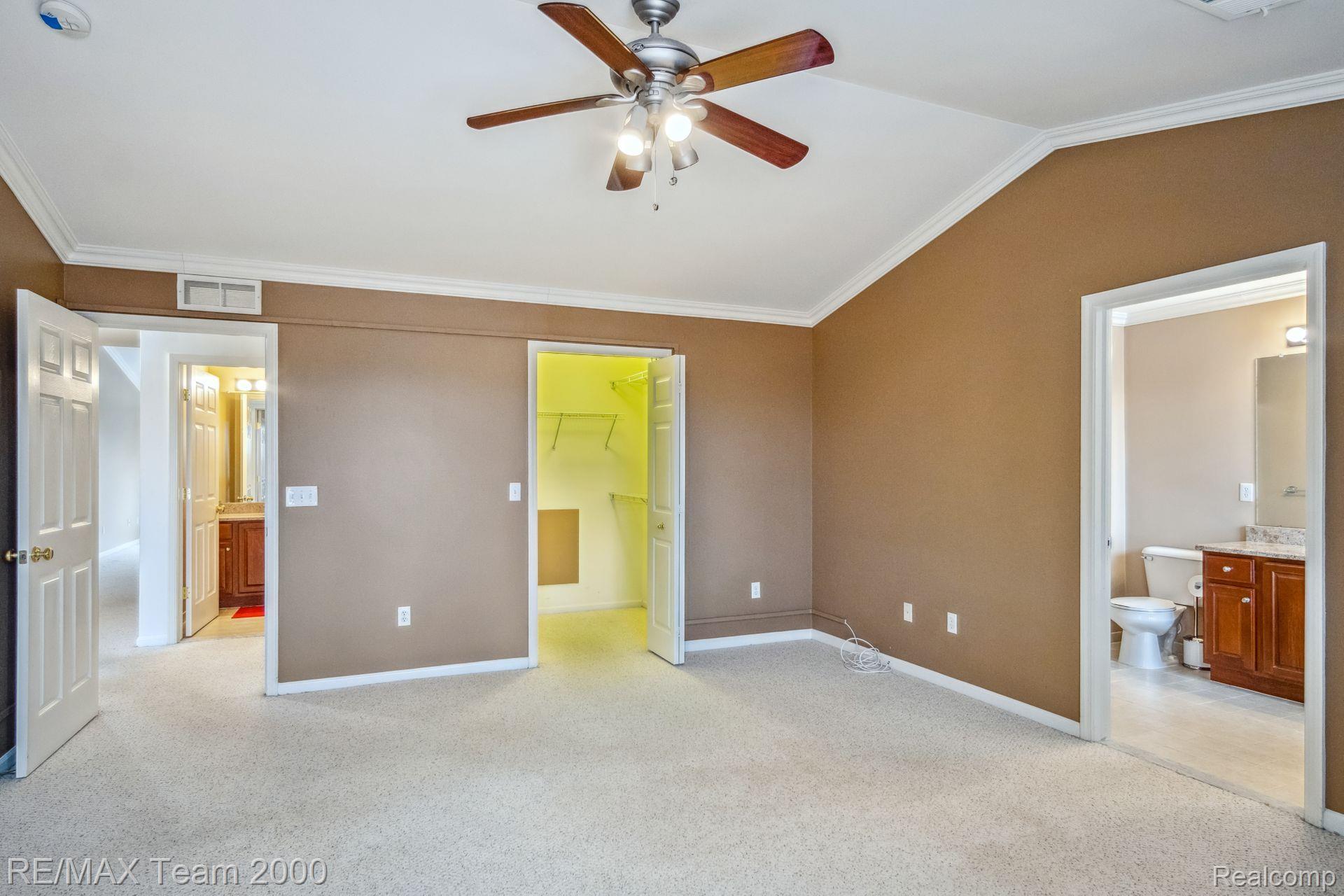 39686 ROCKCREST Lane