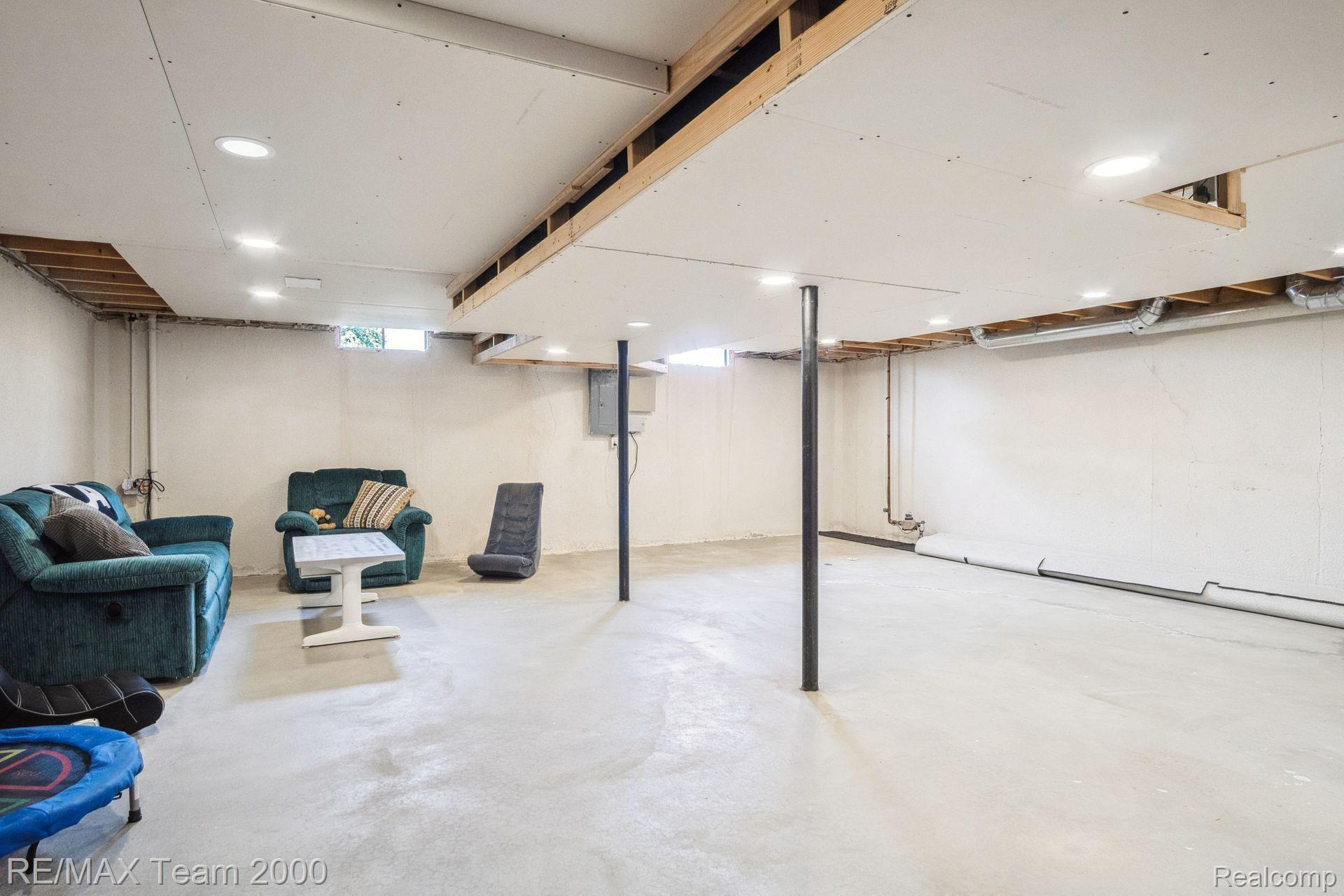 4091 Fieldview Drive