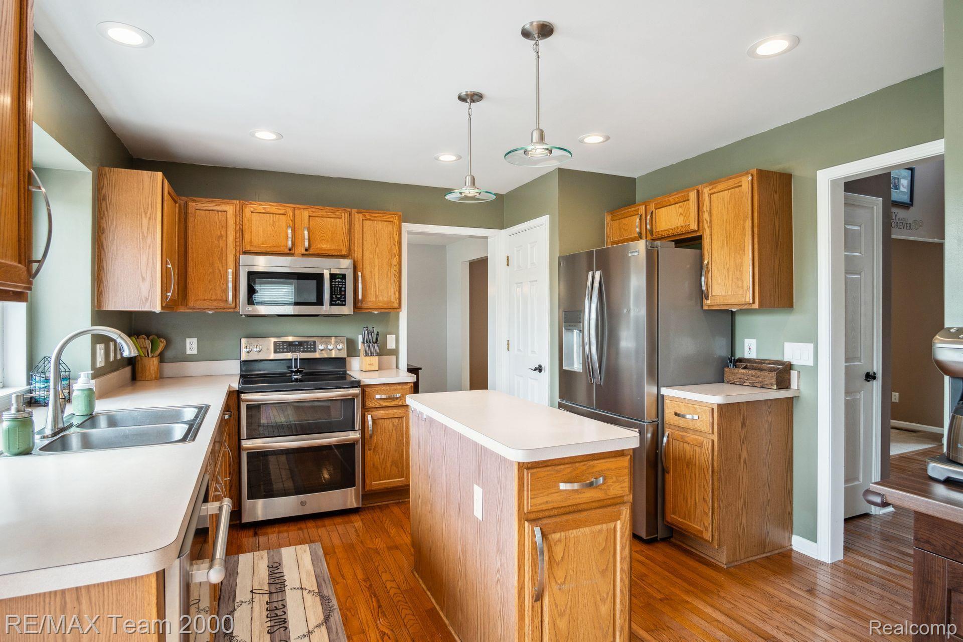 4091 Fieldview Drive