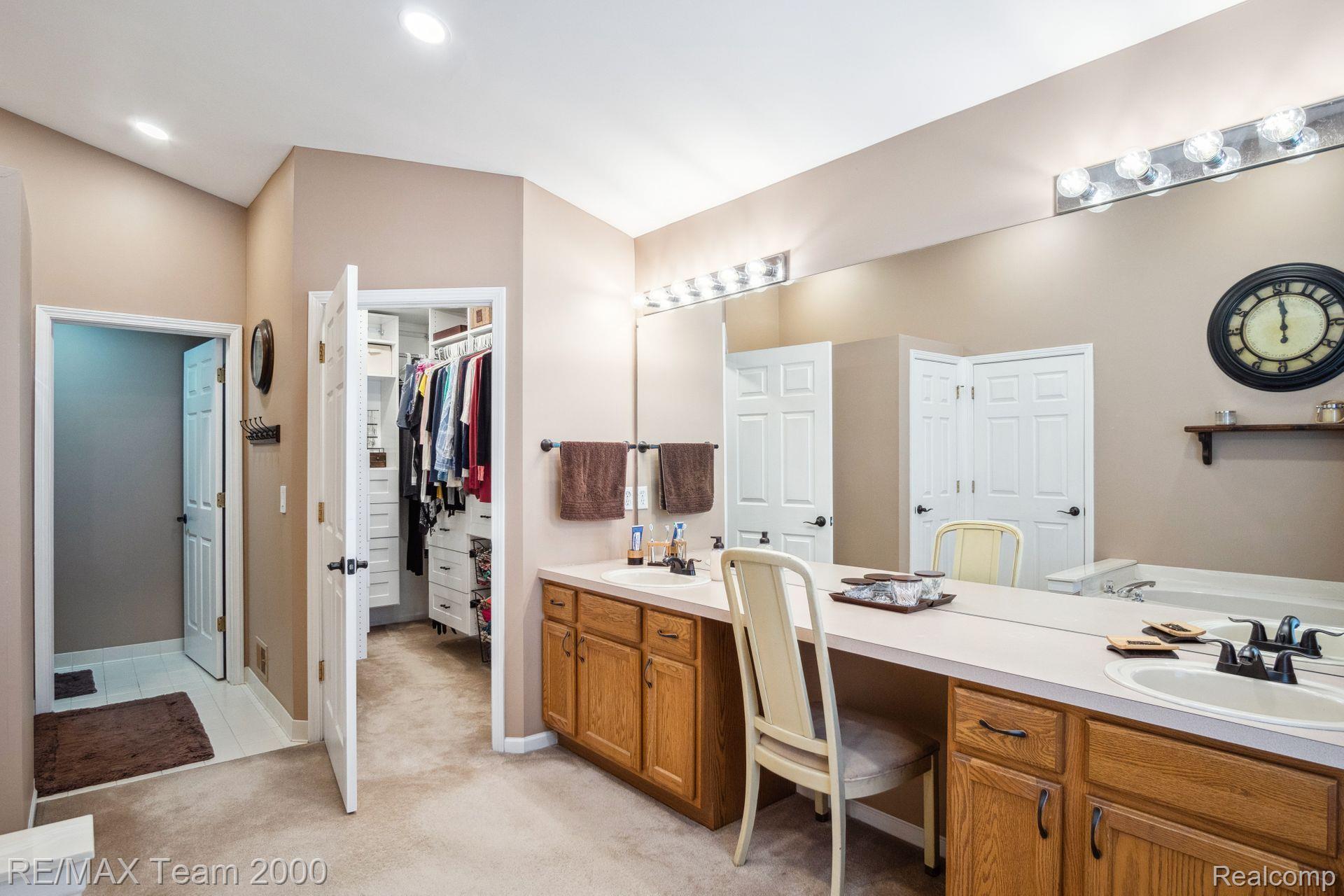 4091 Fieldview Drive