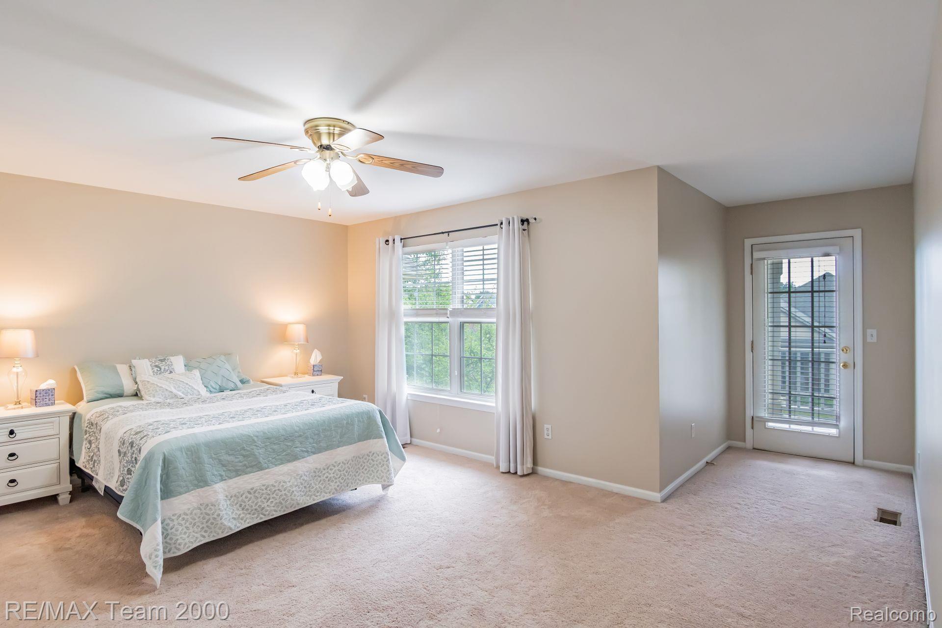 51195 SLEEPY HOLLOW Lane