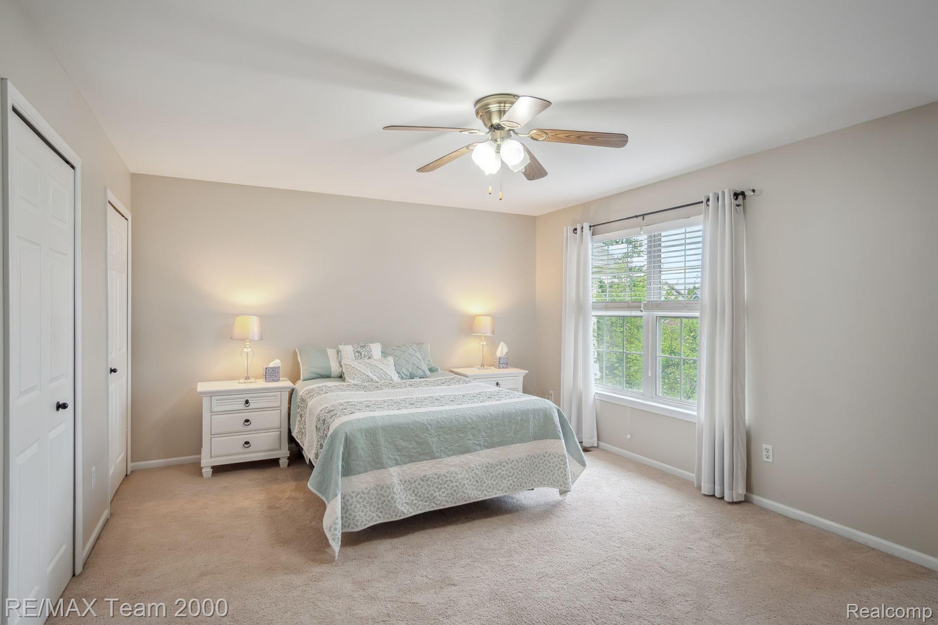 51195 SLEEPY HOLLOW Lane