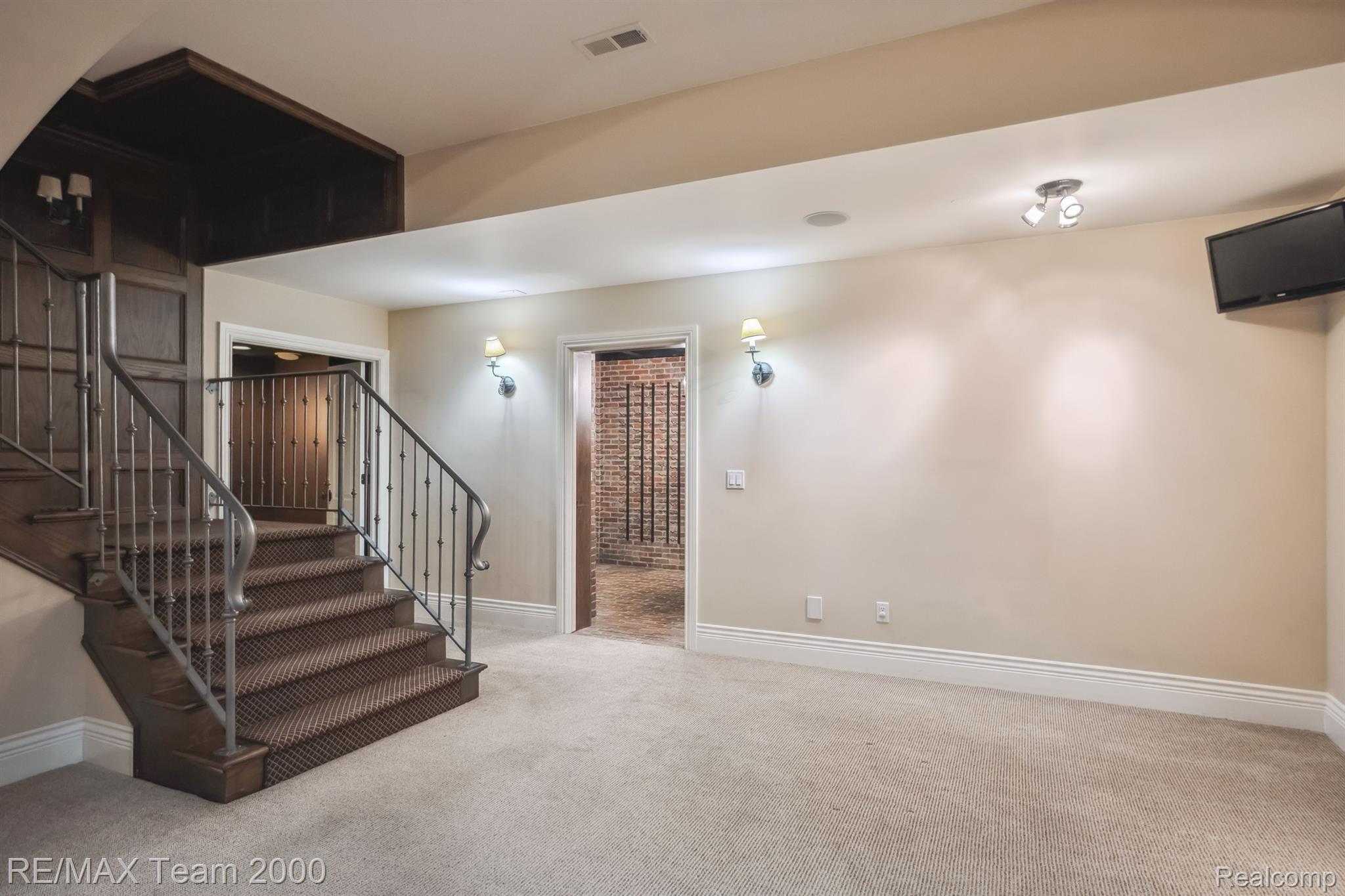 20830 Normandy Court