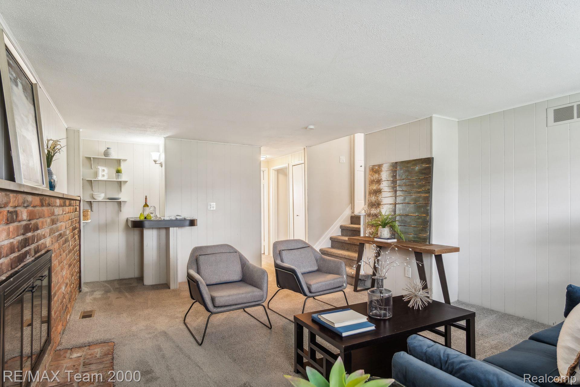 20021 CHURCHILL Avenue