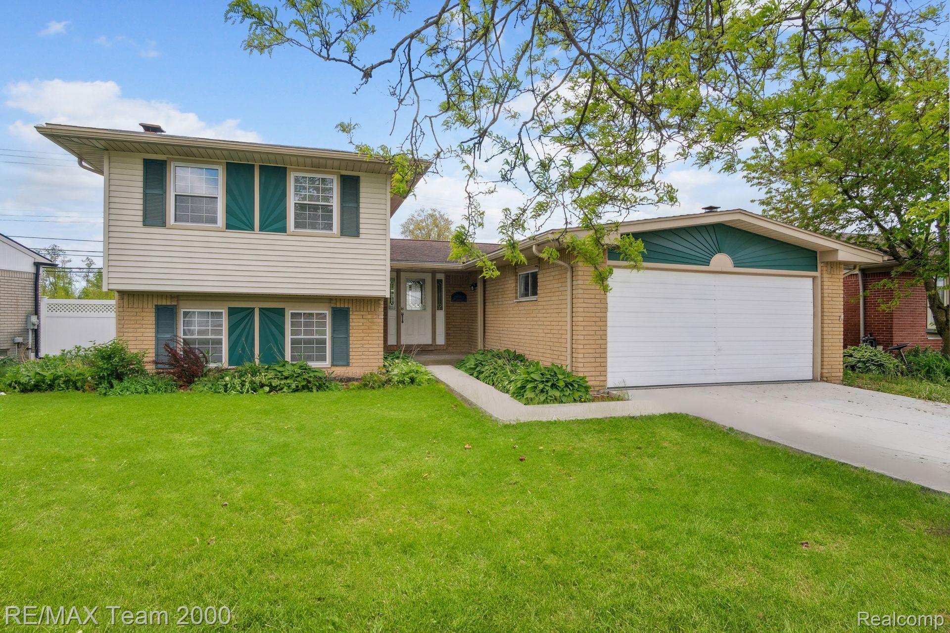 20021 CHURCHILL Avenue