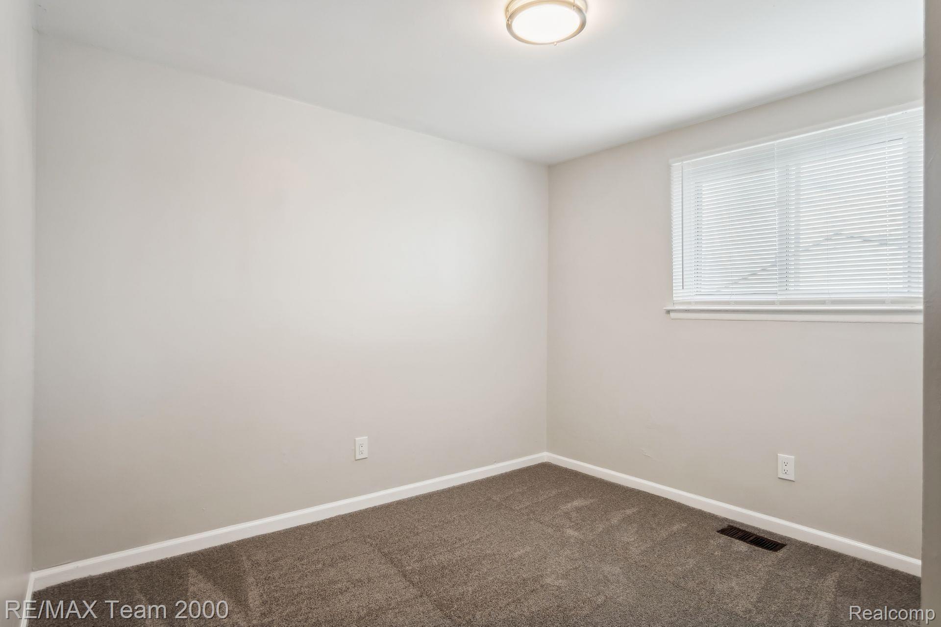 20021 CHURCHILL Avenue